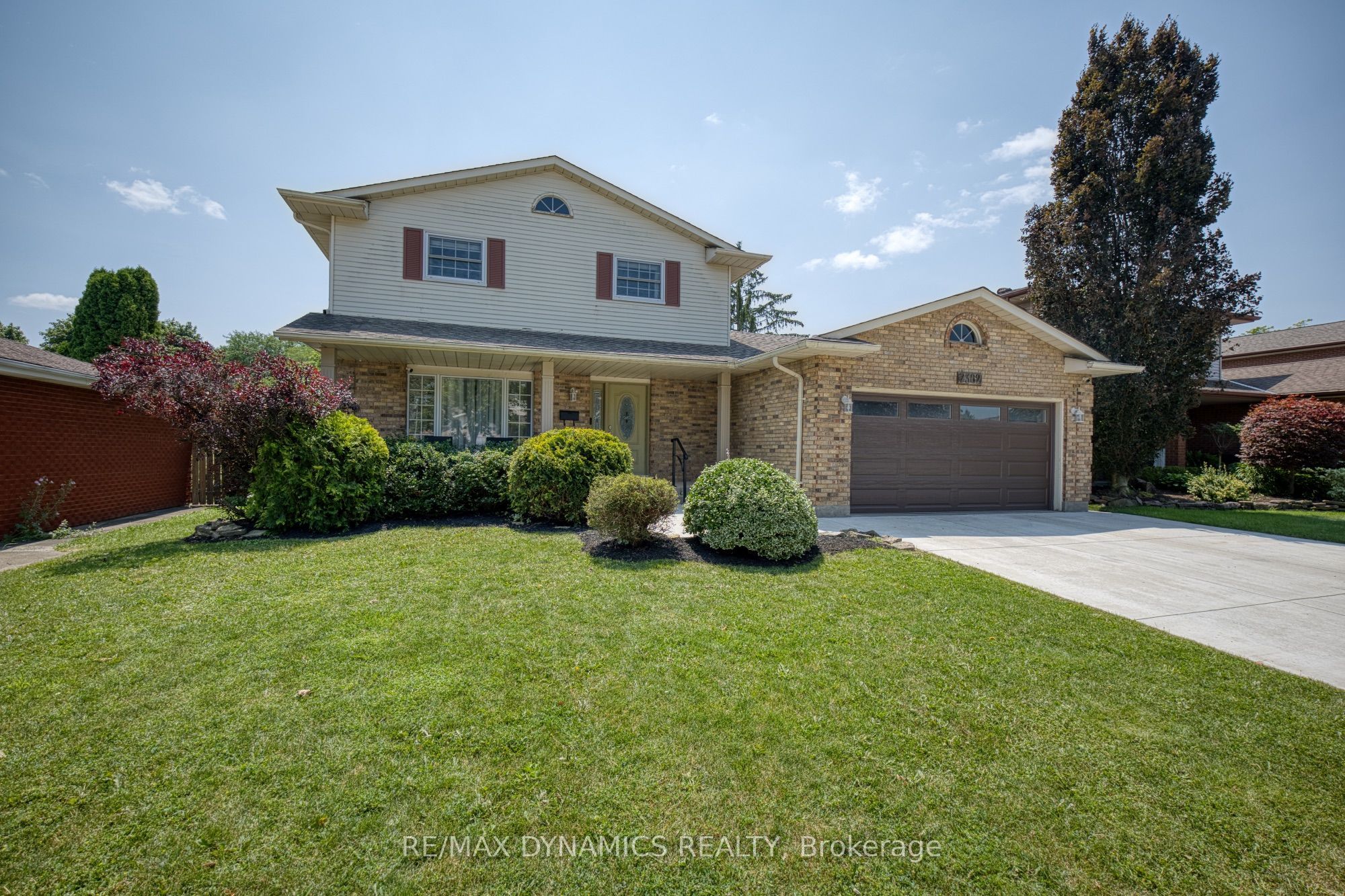 7362 S Woodgate Street, Niagara Falls, ON L2J 3Z6