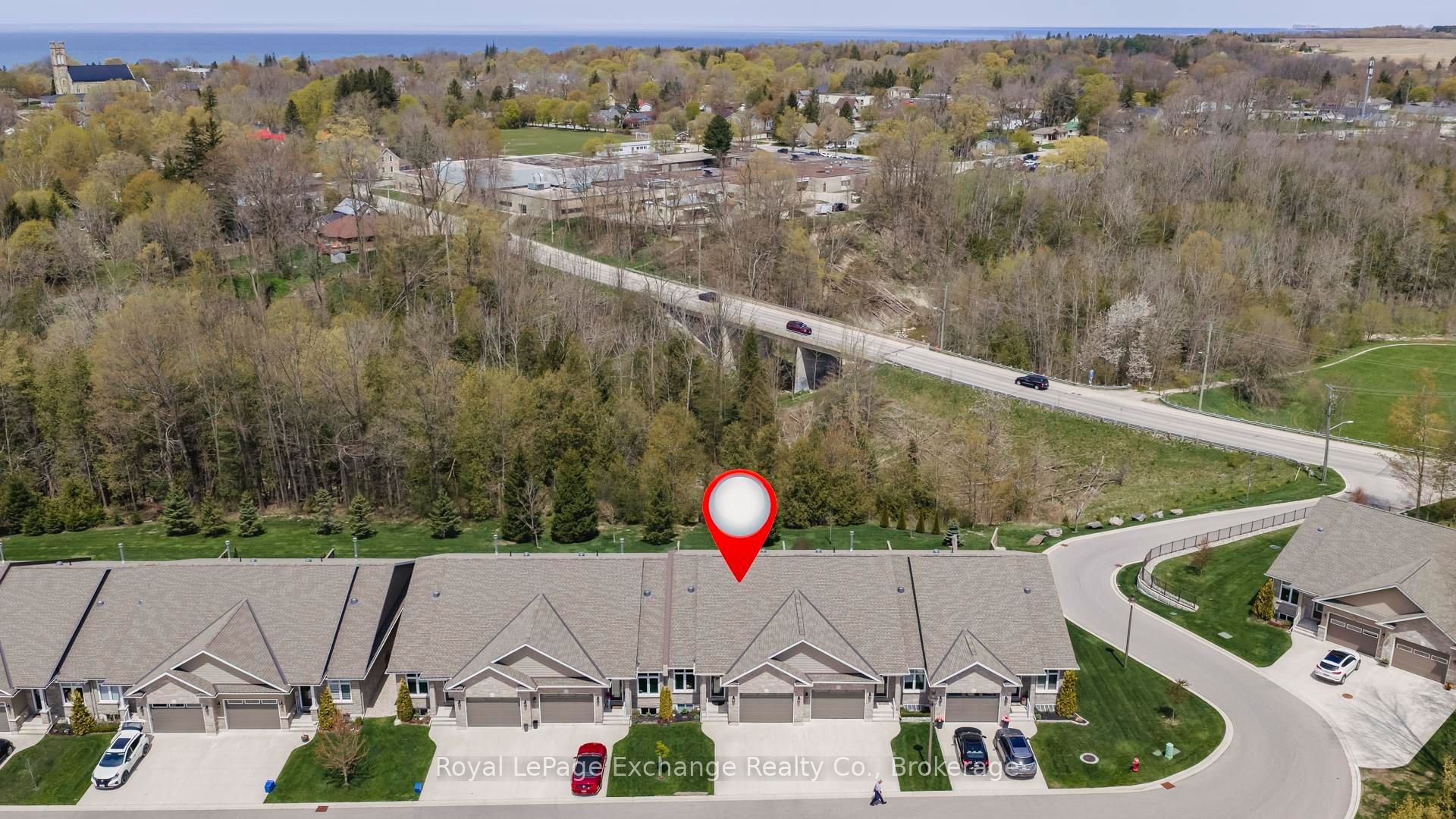 552 Durham Street 25, Kincardine, ON N2Z 0G5 photo 3