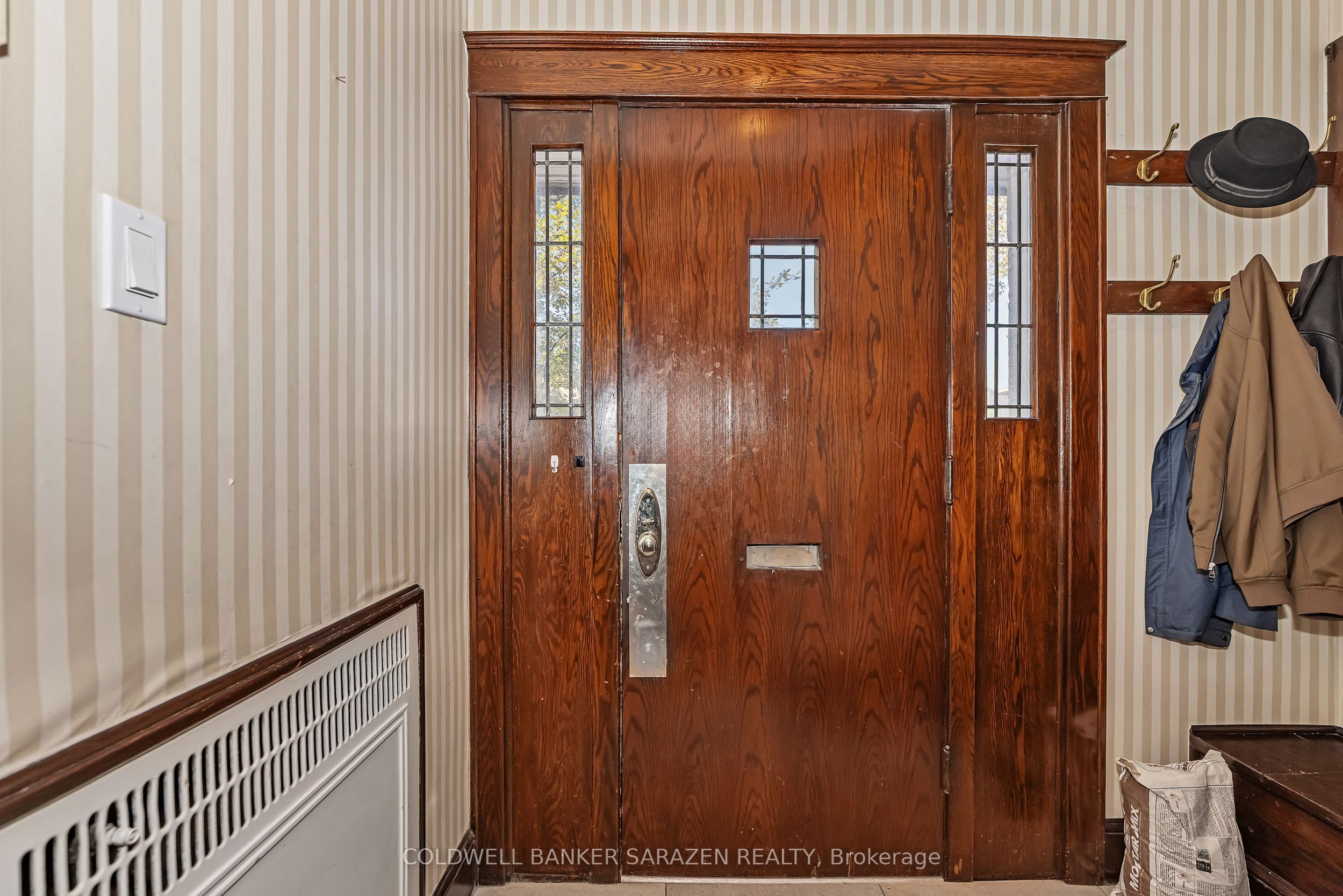 211 B Melrose Avenue, Dows Lake - Civic Hospital and Area, ON K1Y 1V3 photo 2