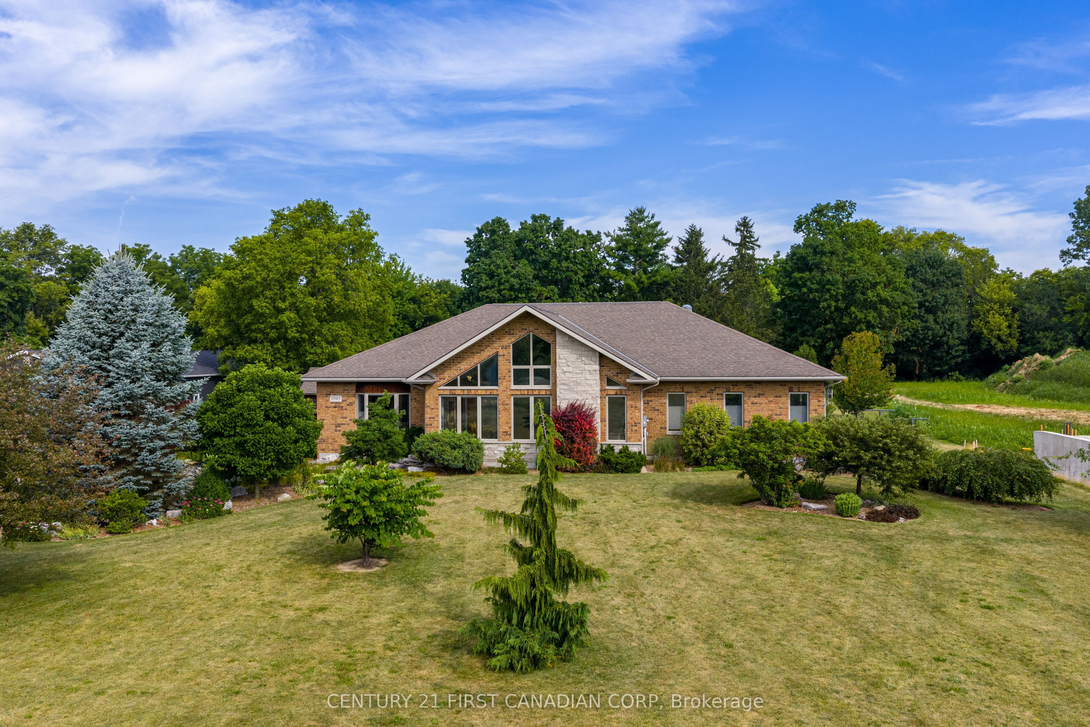 10965 River Line, Chatham-Kent, ON N7M 5J4 photo 2
