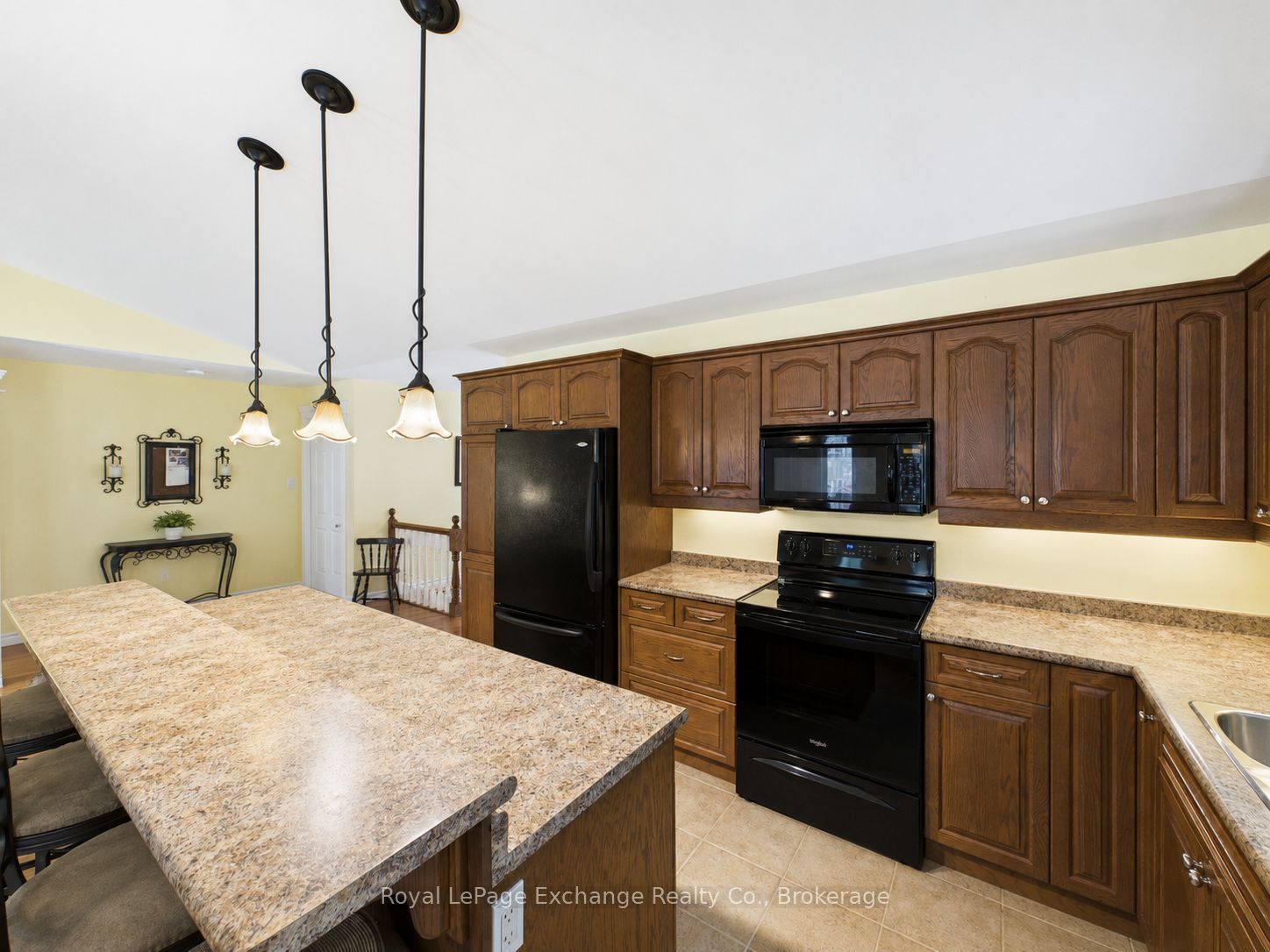 651 Pipers Court, Kincardine, ON N2Z 0A1 photo 5