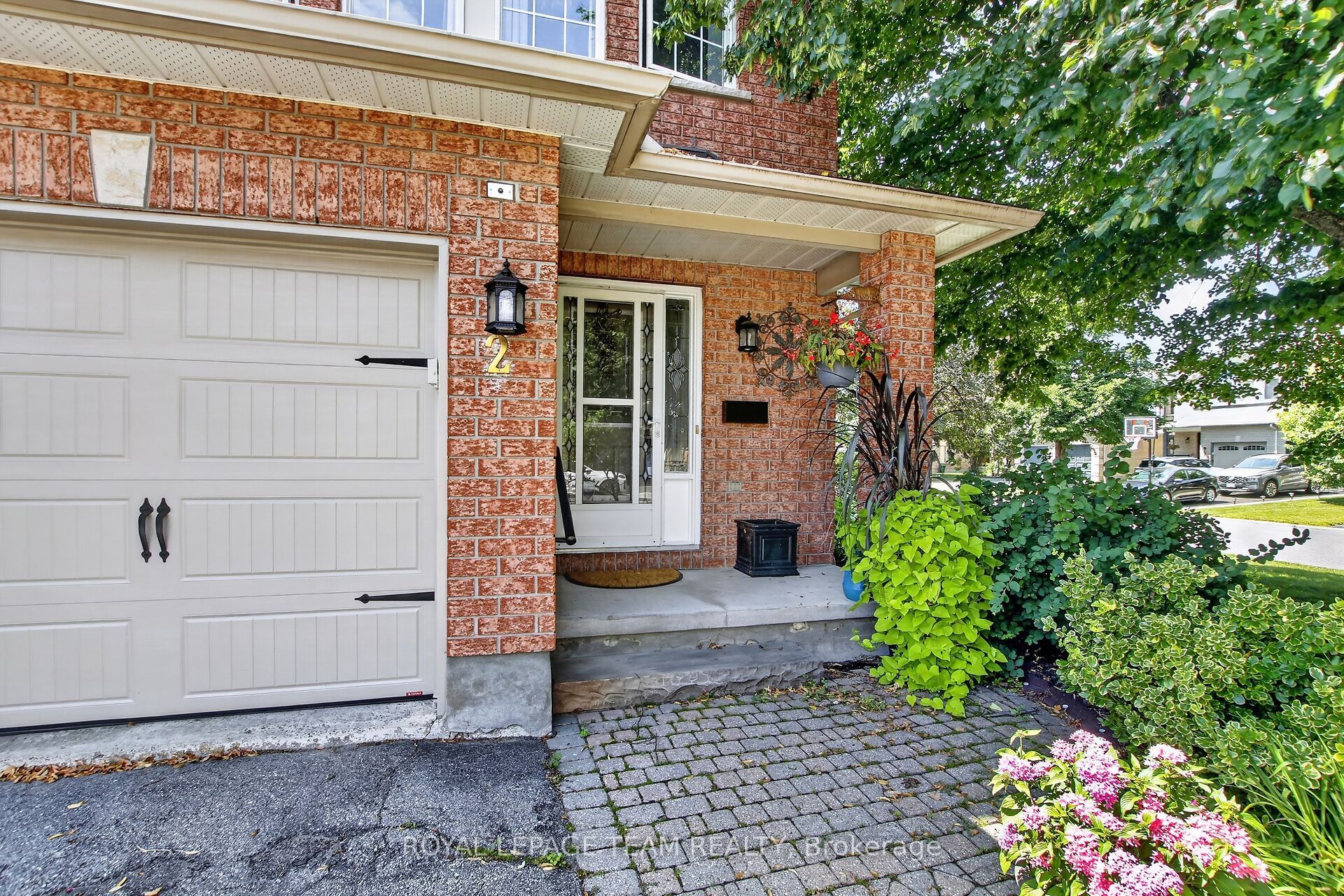 2 Wittingham Drive, Barrhaven, ON K2G 6H1 photo 3