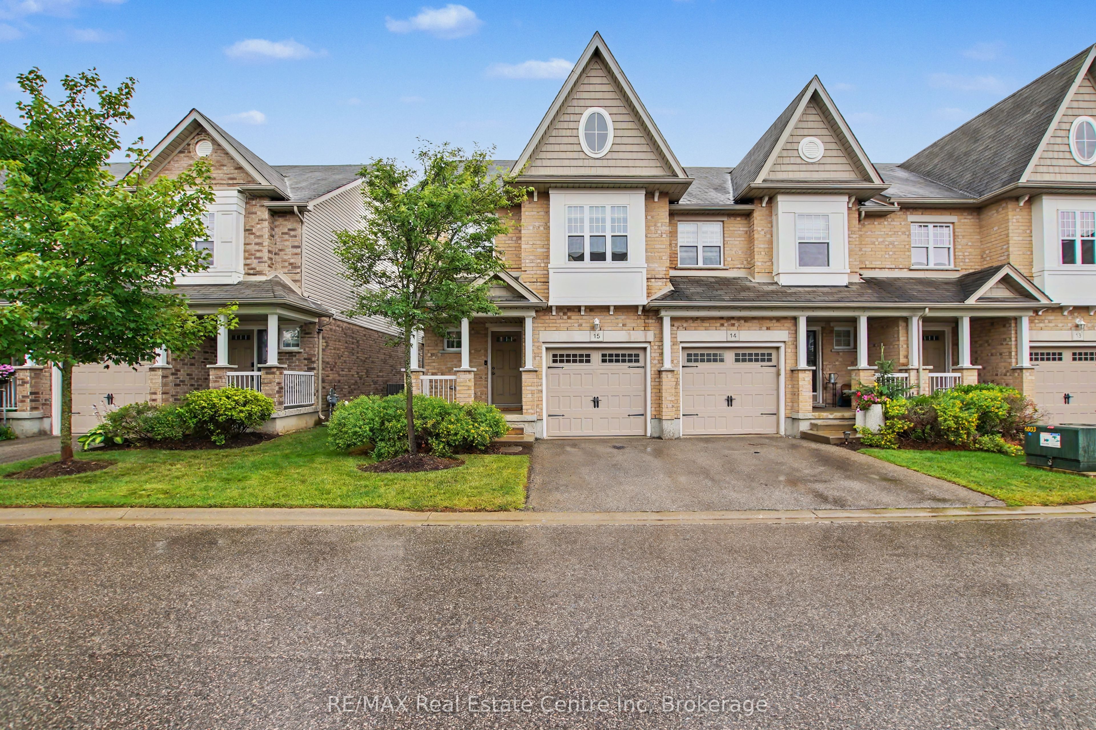167 Arkell Road 15, Guelph, ON N1L 0J9