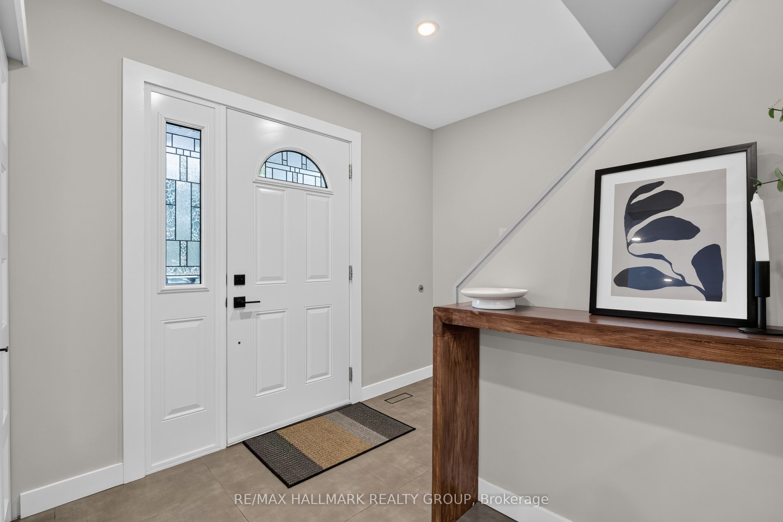 4 Claret Court, Hunt Club - Windsor Park Village and Area, ON K1V 9C4 photo 5