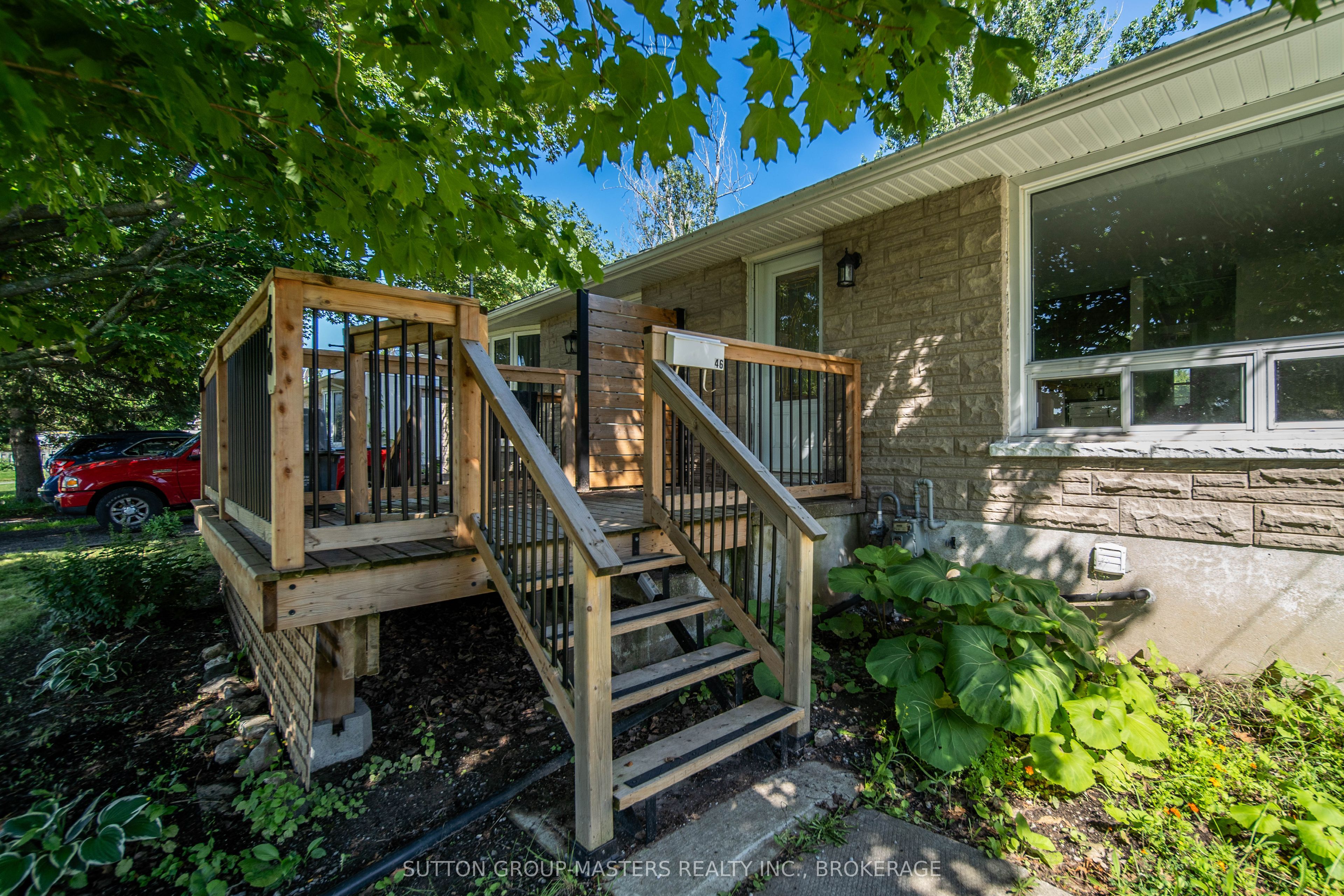 46 Morden Crescent, Loyalist, ON K7N 1K2 photo 2