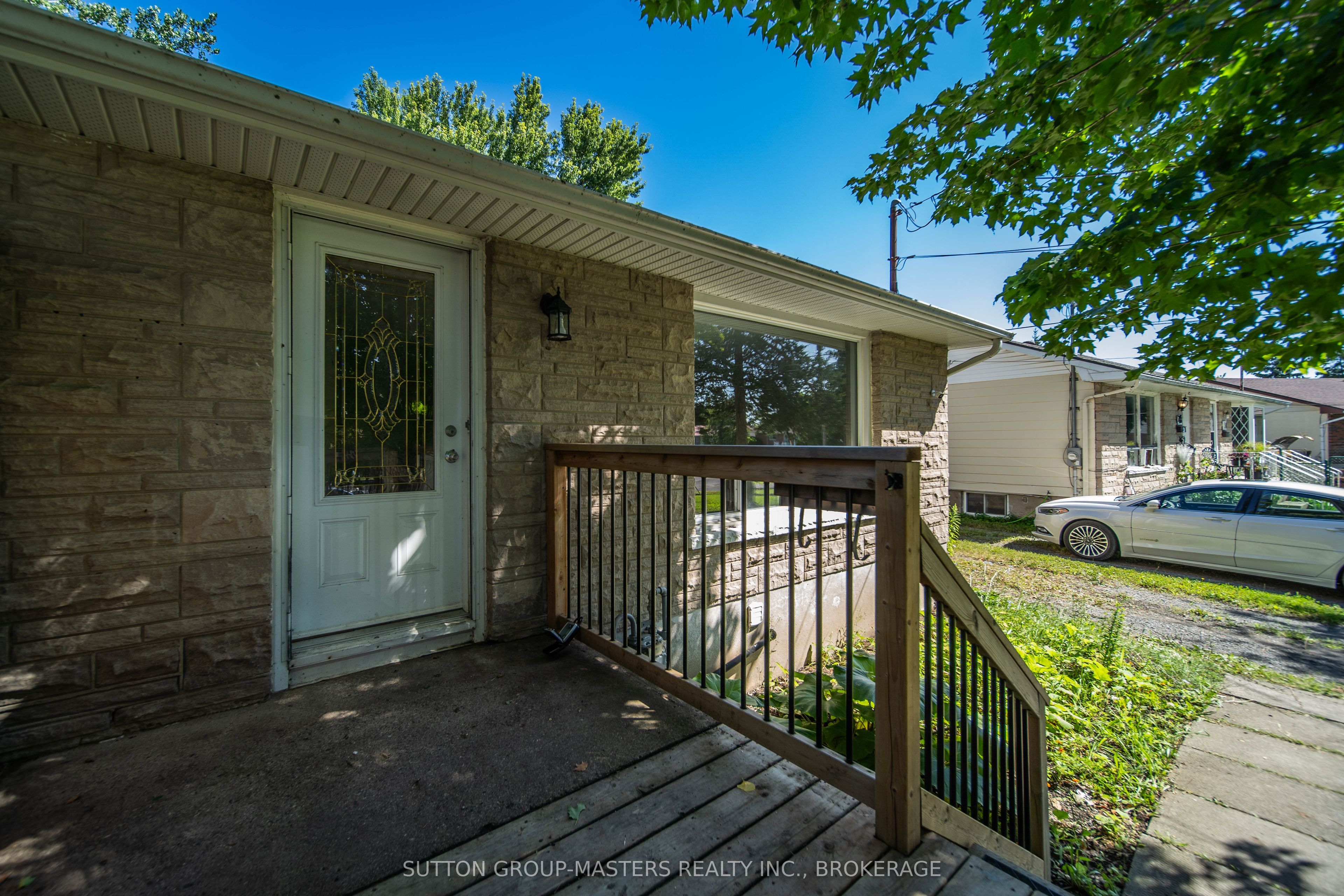 46 Morden Crescent, Loyalist, ON K7N 1K2 photo 3