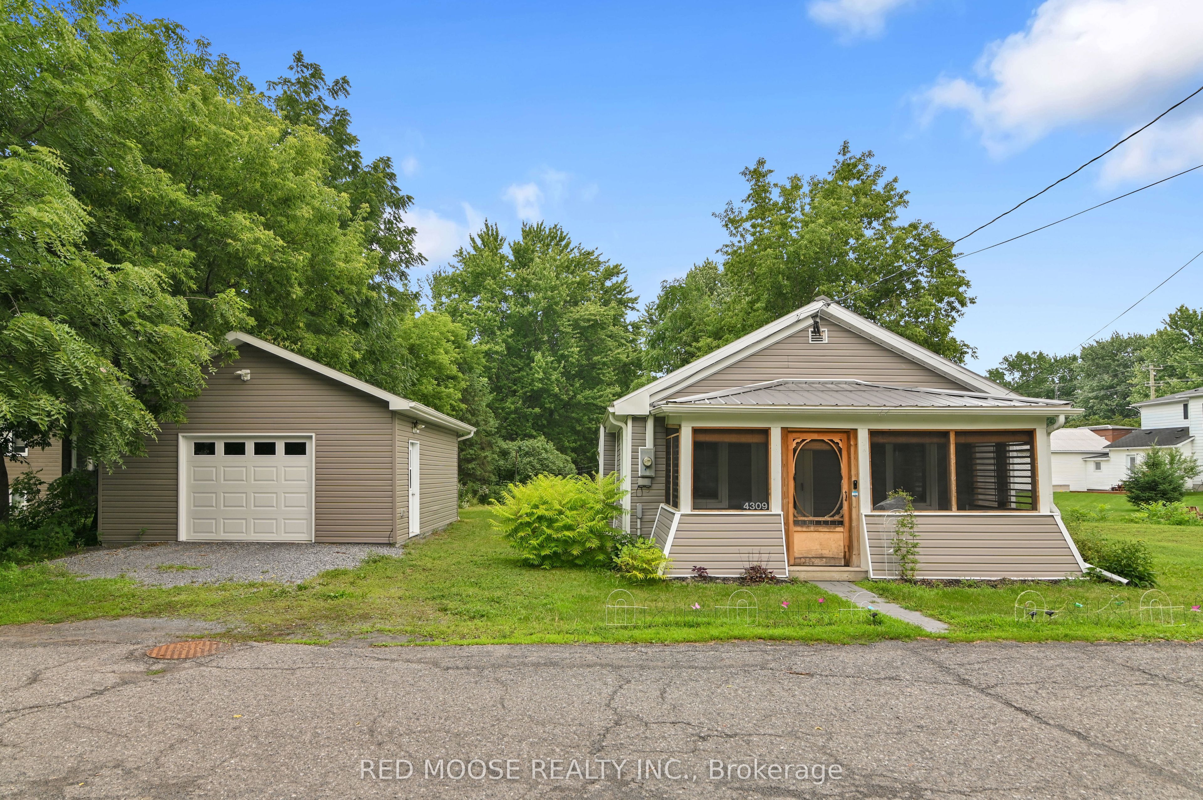 4309 Locke Lane, South Dundas, ON K0C 2H0 photo 3