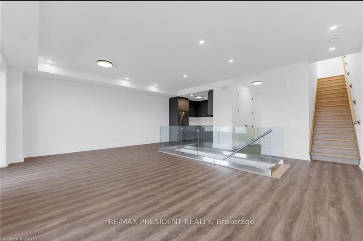 141 Everett Common, St. Catharines, ON L2P 0G7 photo 4