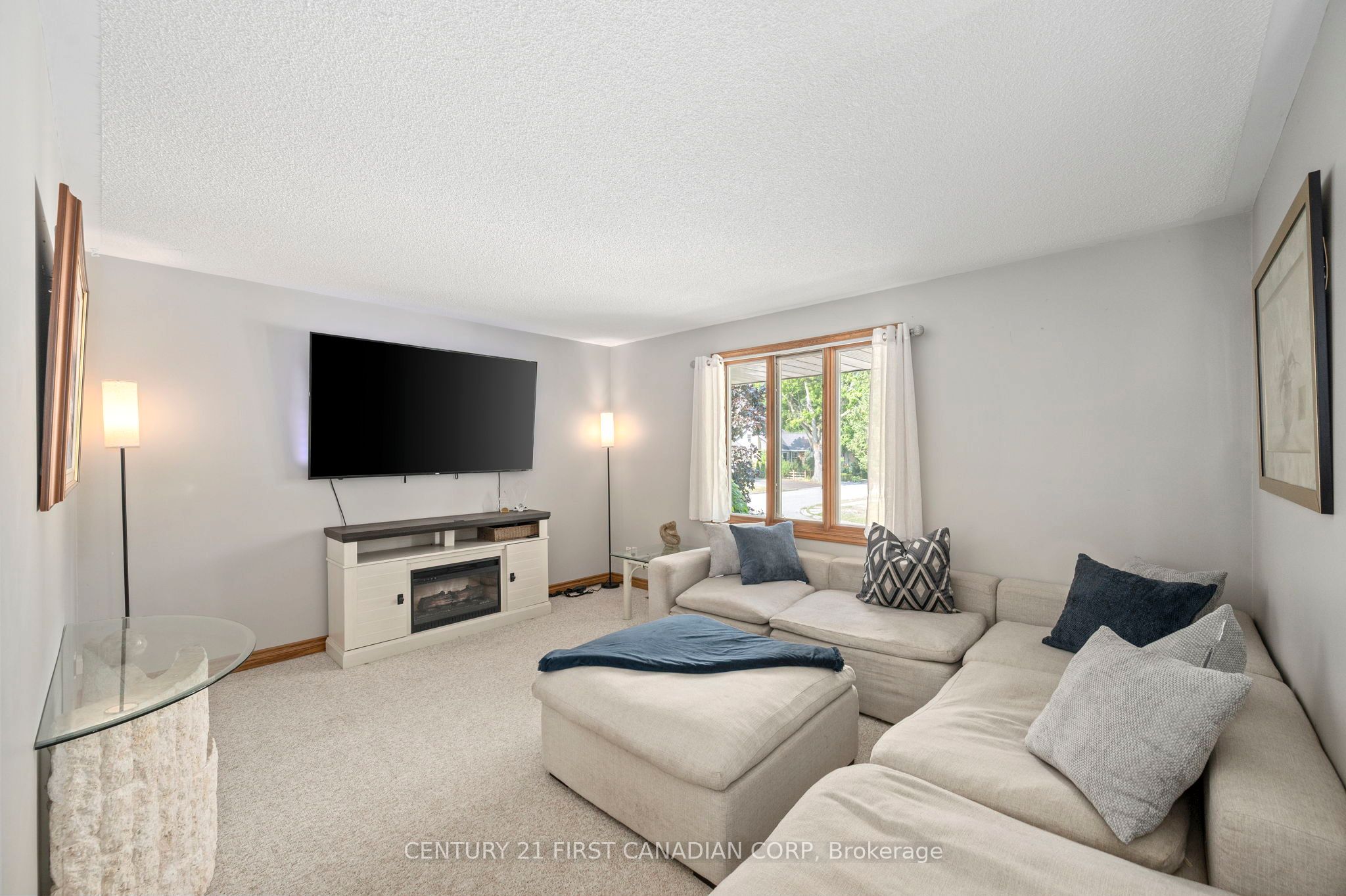 11 Water Street, Lambton Shores, ON N0N 1J0 photo 4