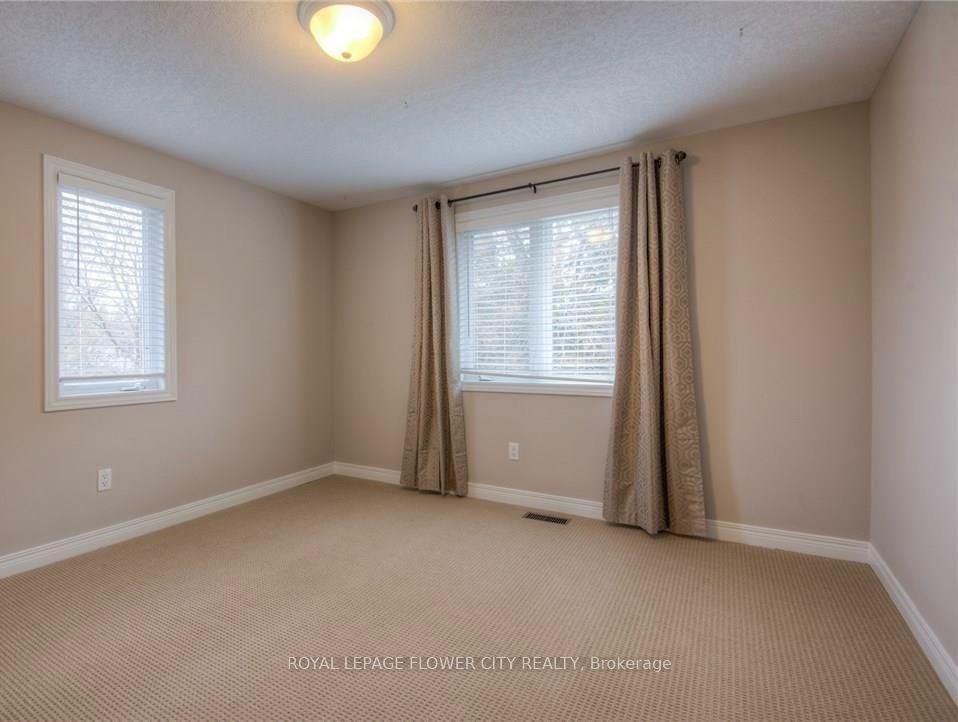 308 Pineland Place, Waterloo, ON N2T 2S7 photo 2