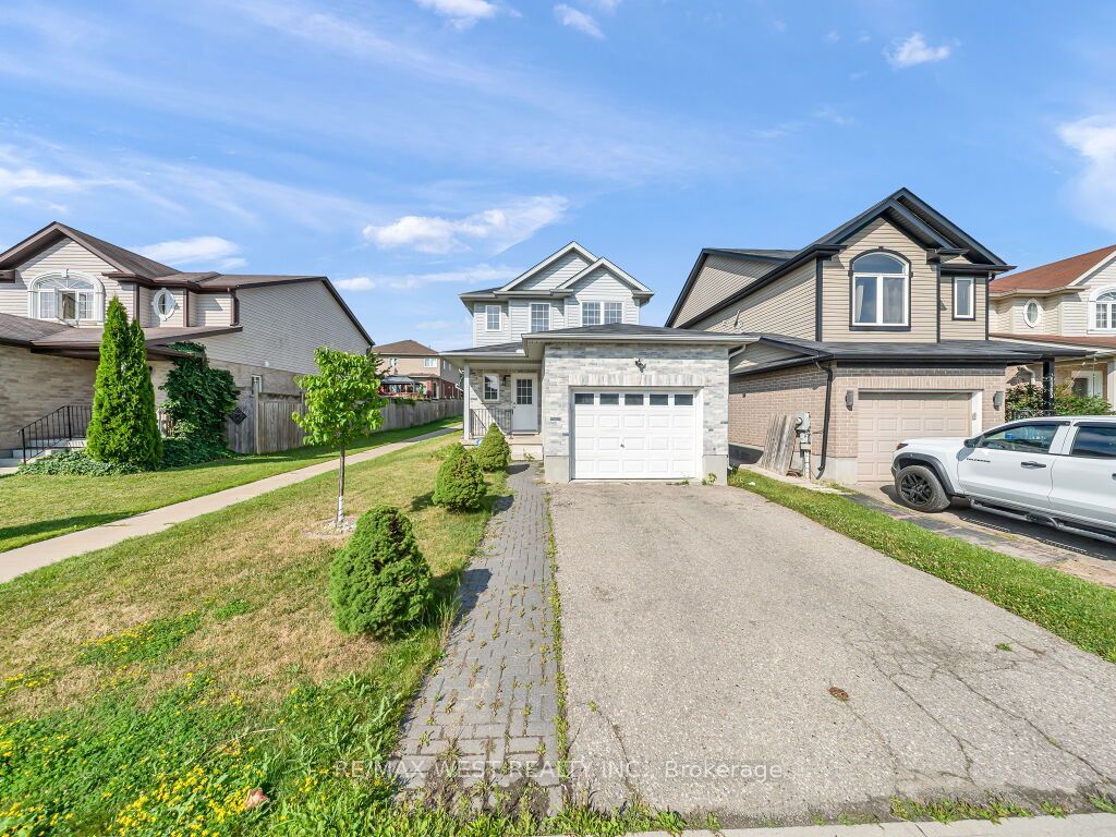 1369 Old Zeller Drive, Kitchener, ON N2A 0C6 photo 3