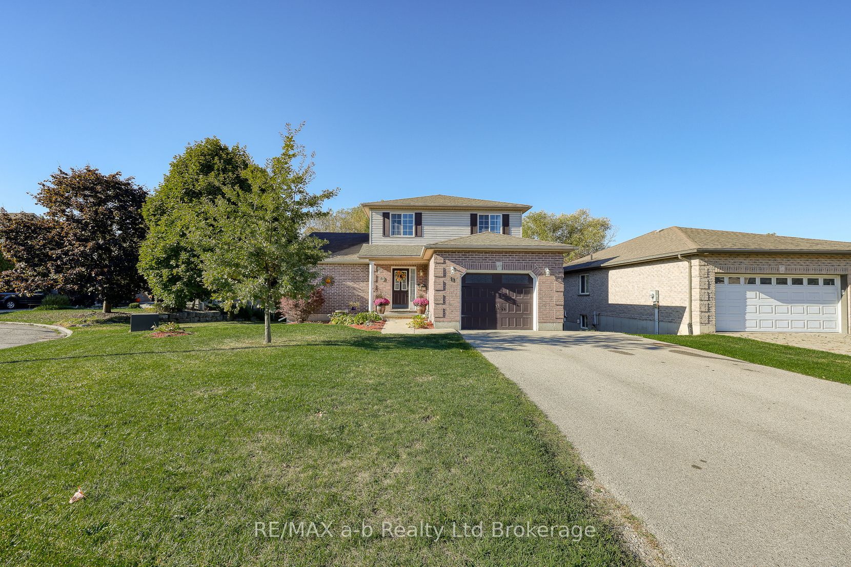 11 Cornish Crescent, Ingersoll, ON N5C 4C9 photo 3