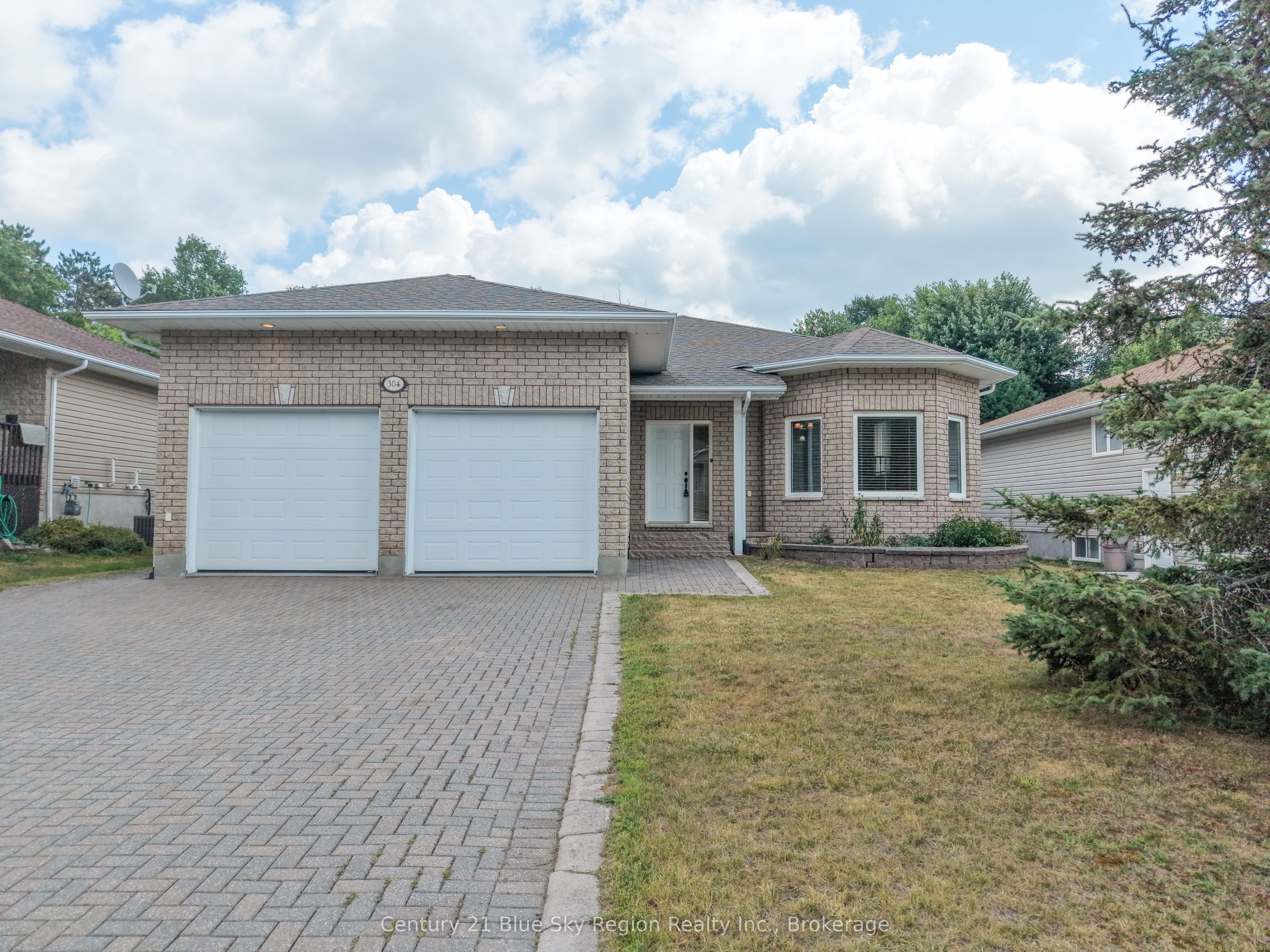 304 Osprey Crescent, Callander, ON P0H 1H0 photo 2
