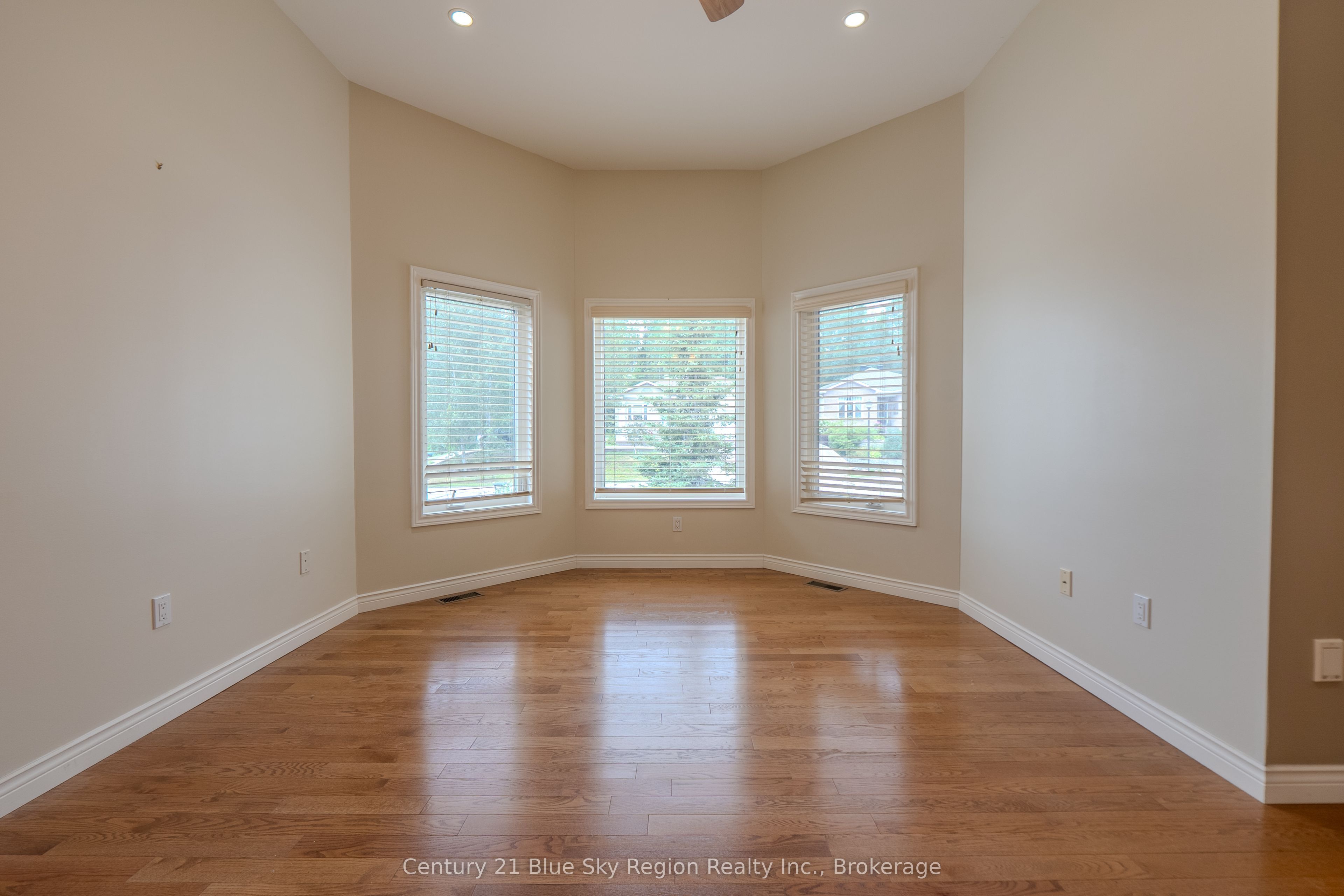 304 Osprey Crescent, Callander, ON P0H 1H0 photo 5