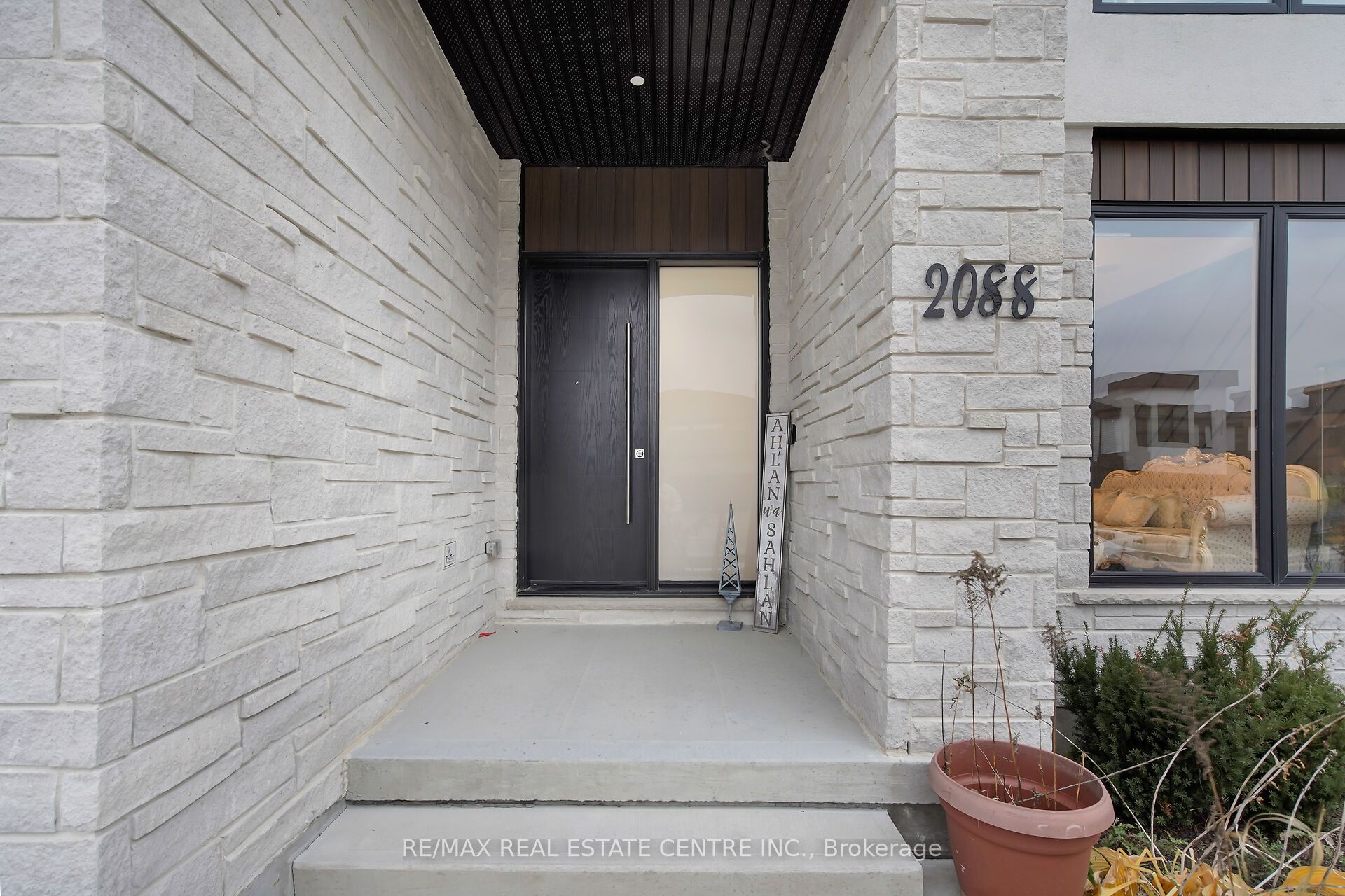 2088 IRONWOOD Road, London South, ON N6K 0H8 photo 2