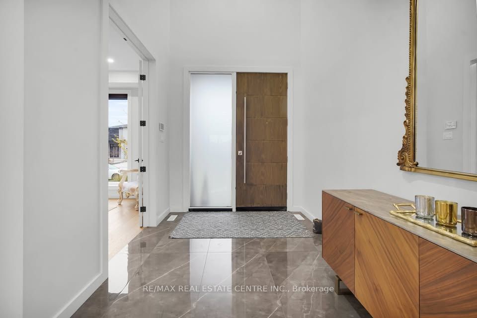 2088 IRONWOOD Road, London South, ON N6K 0H8 photo 3