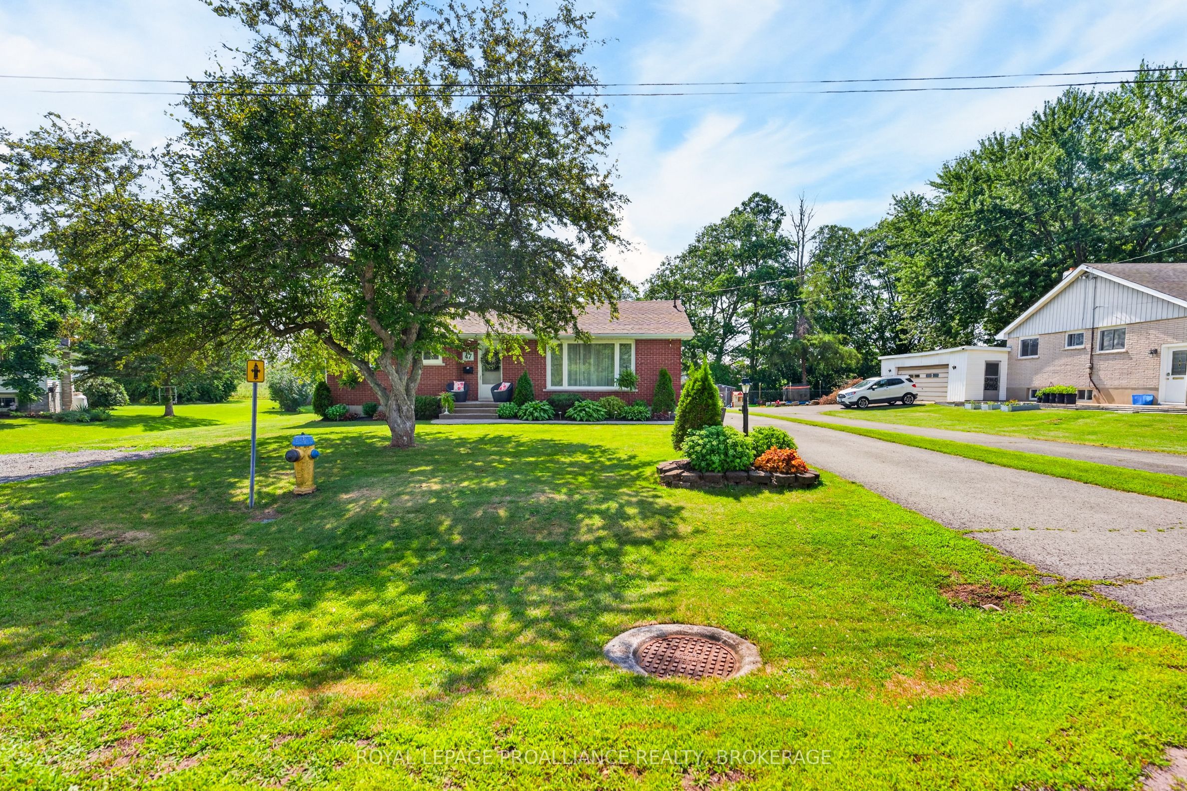47 Riverview Drive, Greater Napanee, ON K7R 3A1 photo 4