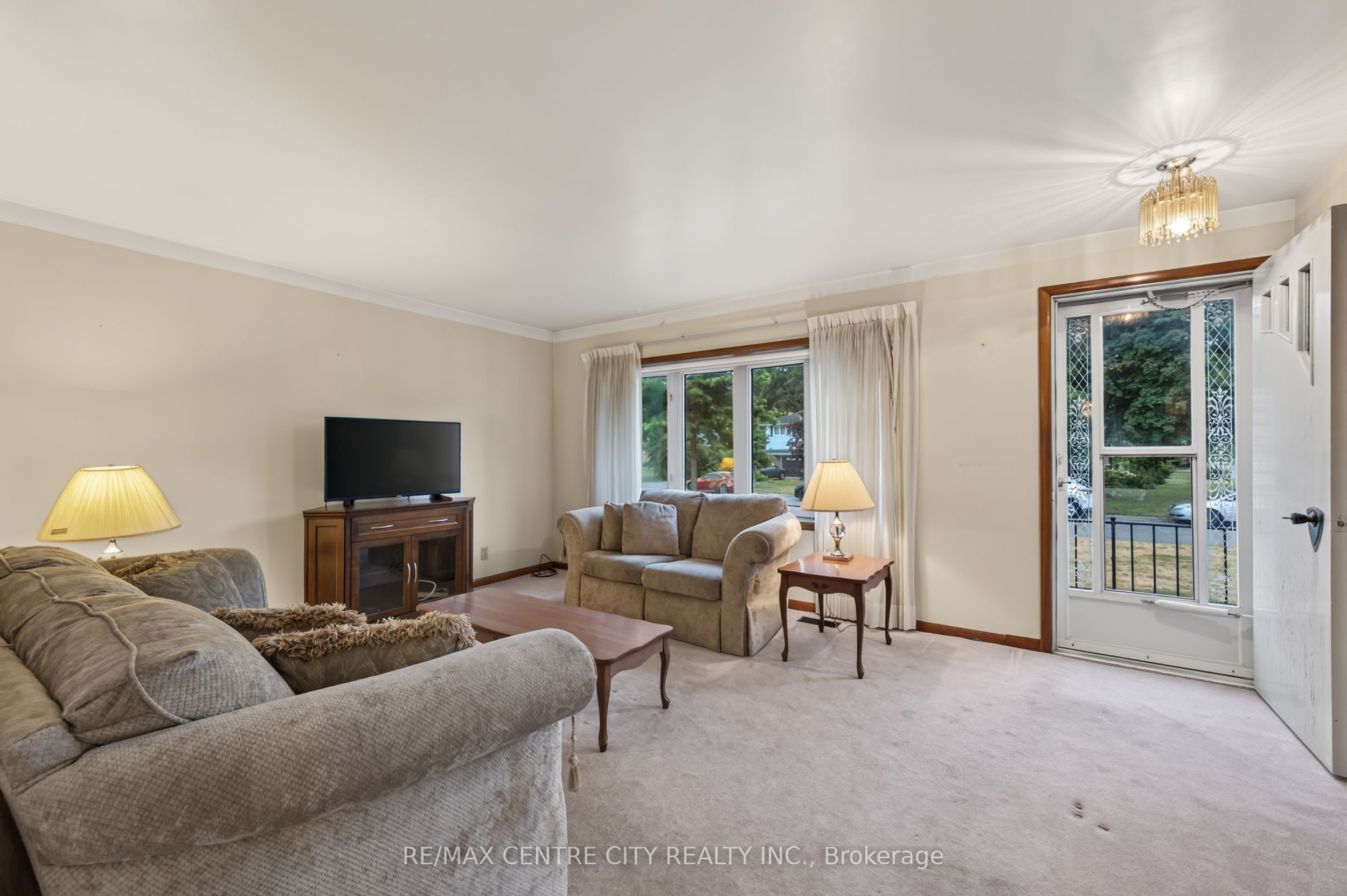 208 NIAGARA Street, London East, ON N5W 1R6 photo 4