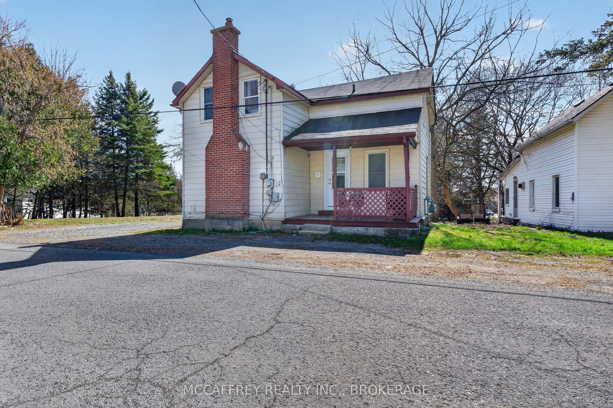 12 Original Road, Greater Napanee, ON K7R 3C6