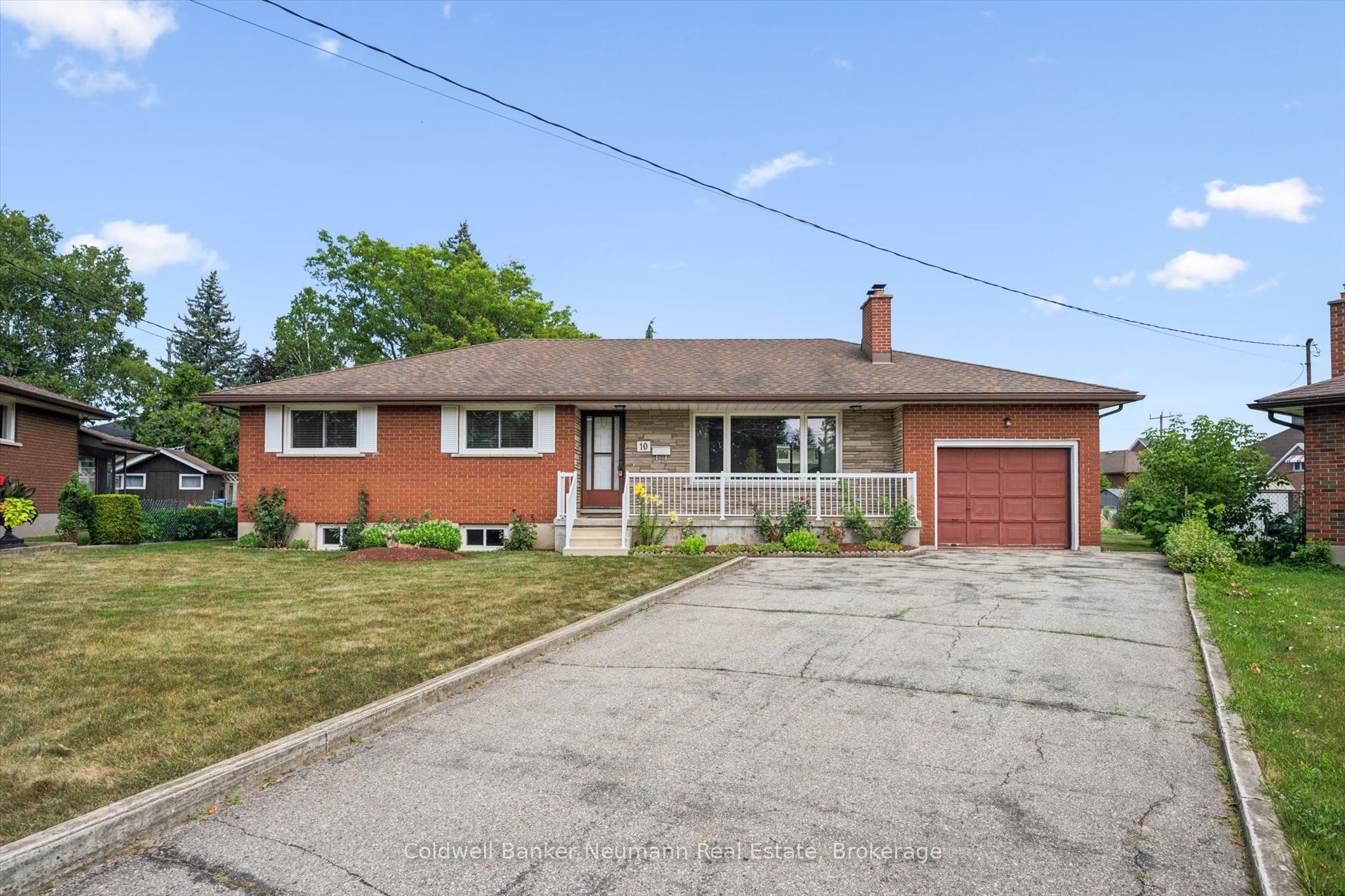 10 Kara Lee Court, Guelph, ON N1E 4P2