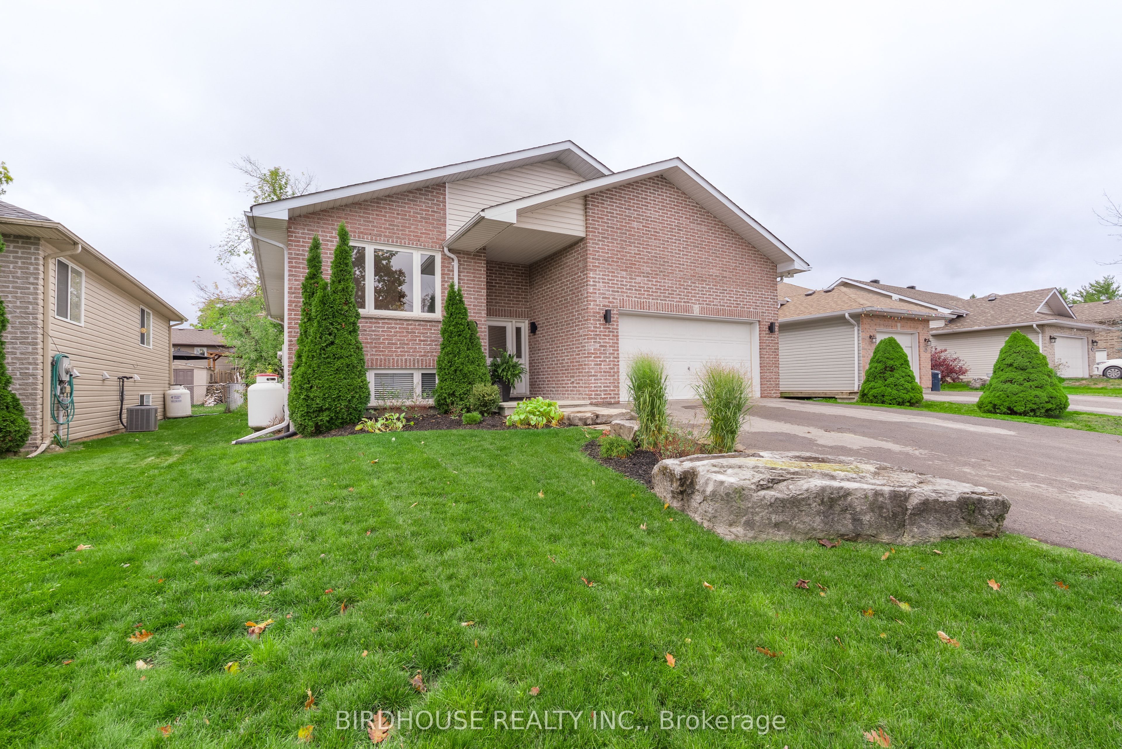 50 Birch Crescent, Kawartha Lakes, ON K0M 1A0 photo 2