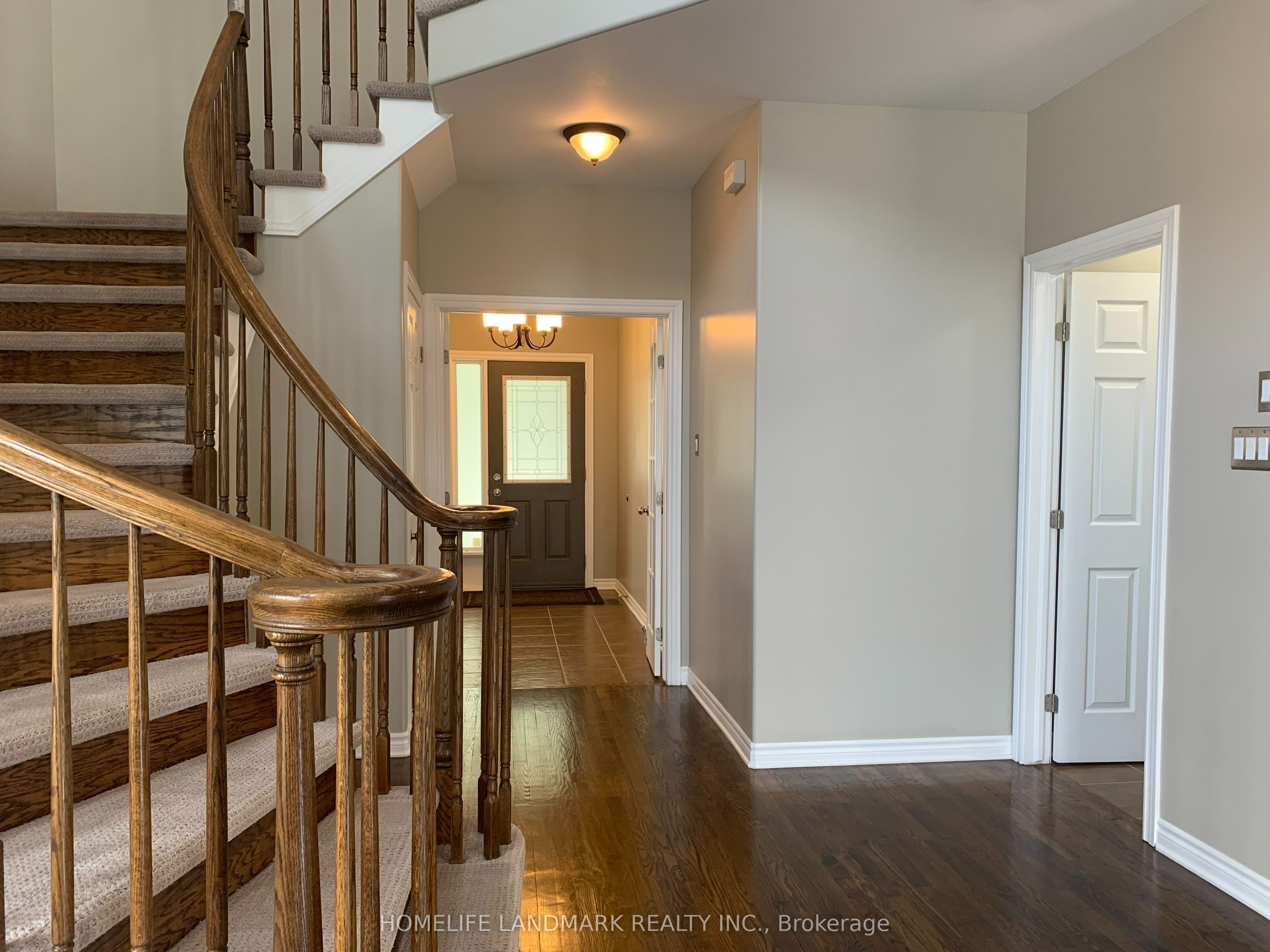 64 Black Bear Way, Stittsville - Munster - Richmond, ON K2S 2G7 photo 2