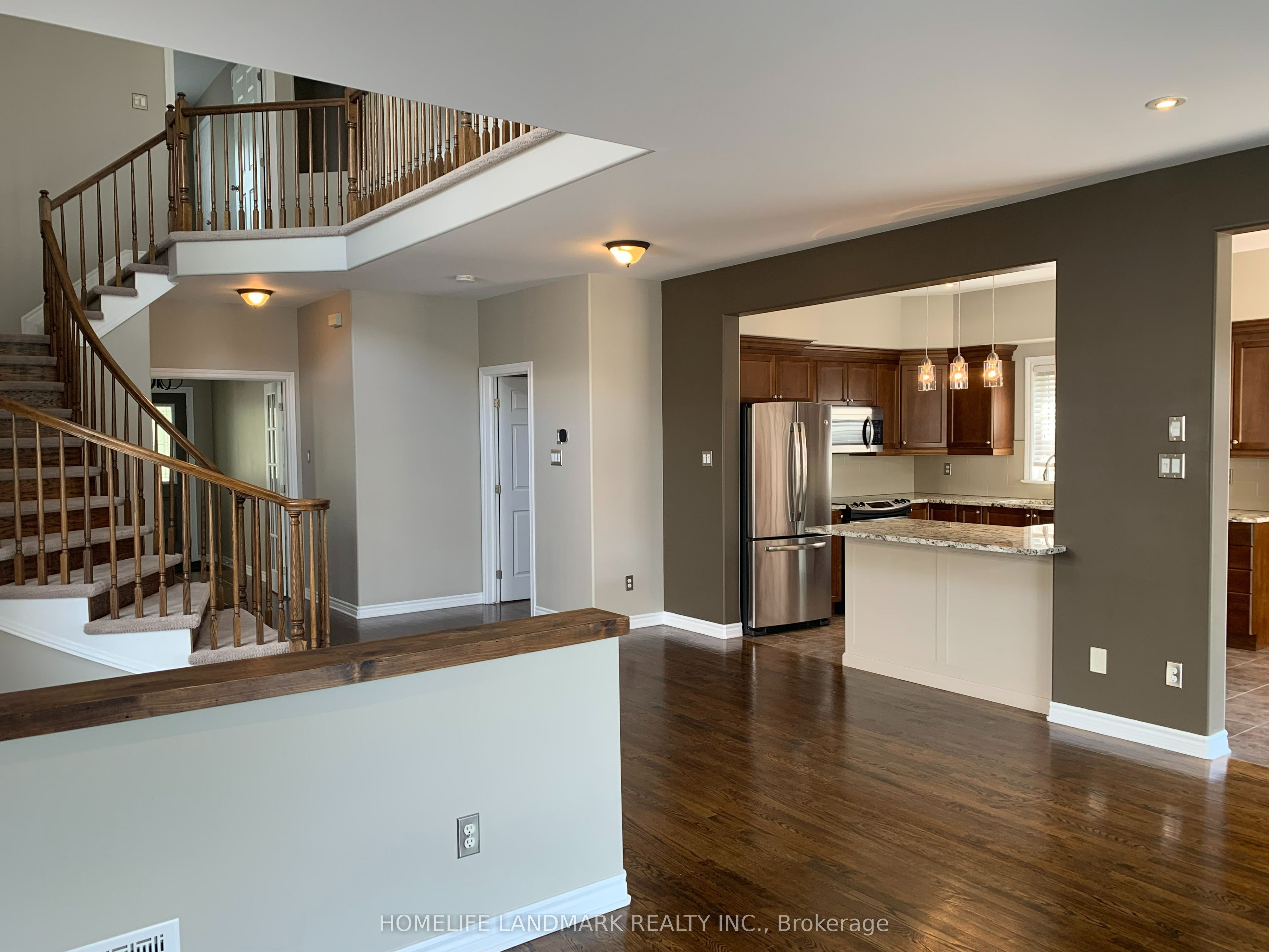64 Black Bear Way, Stittsville - Munster - Richmond, ON K2S 2G7 photo 4