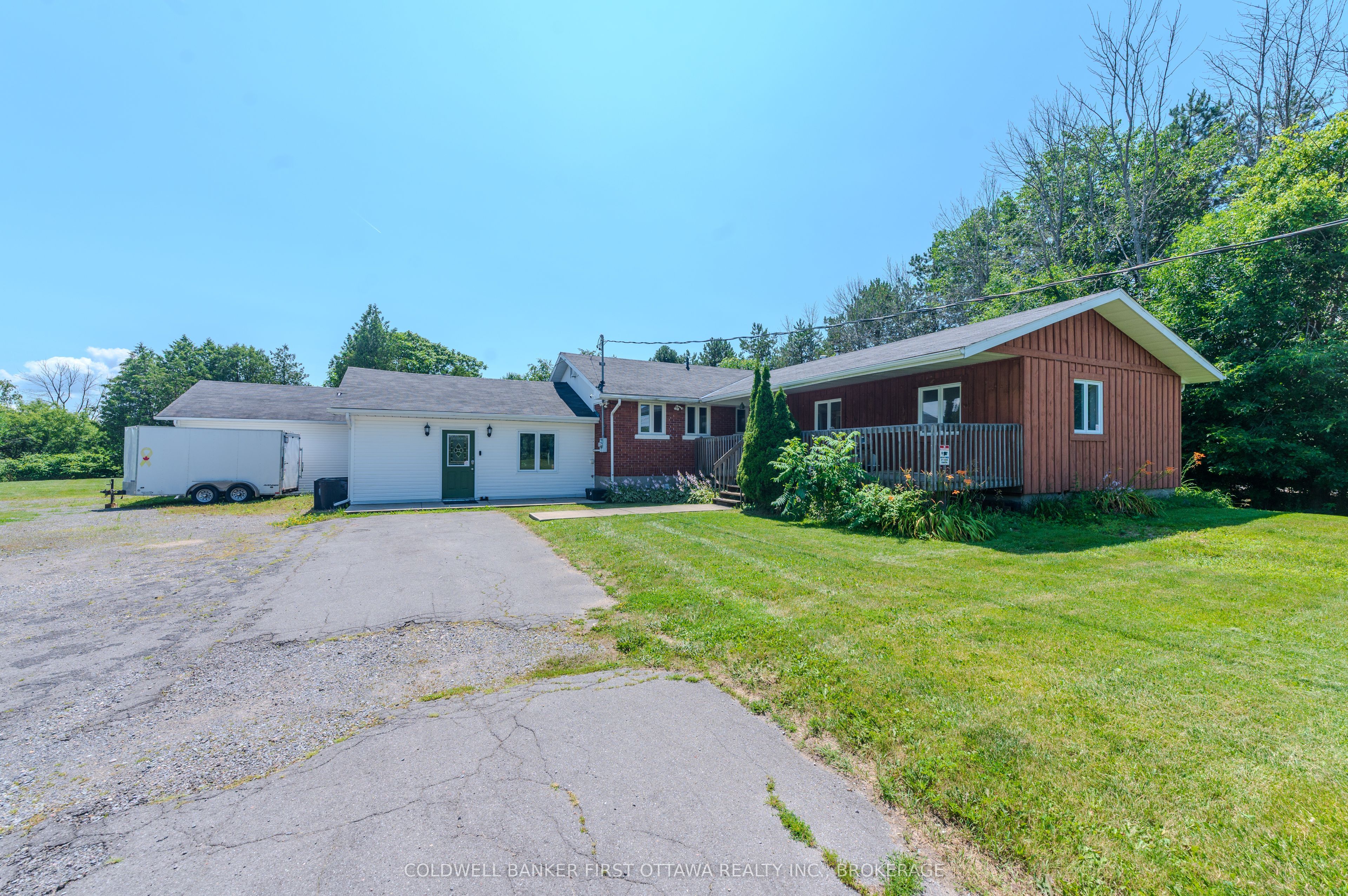 31 Station Road, Front of Leeds & Seeleys Bay, ON K7G 2V3 photo 5
