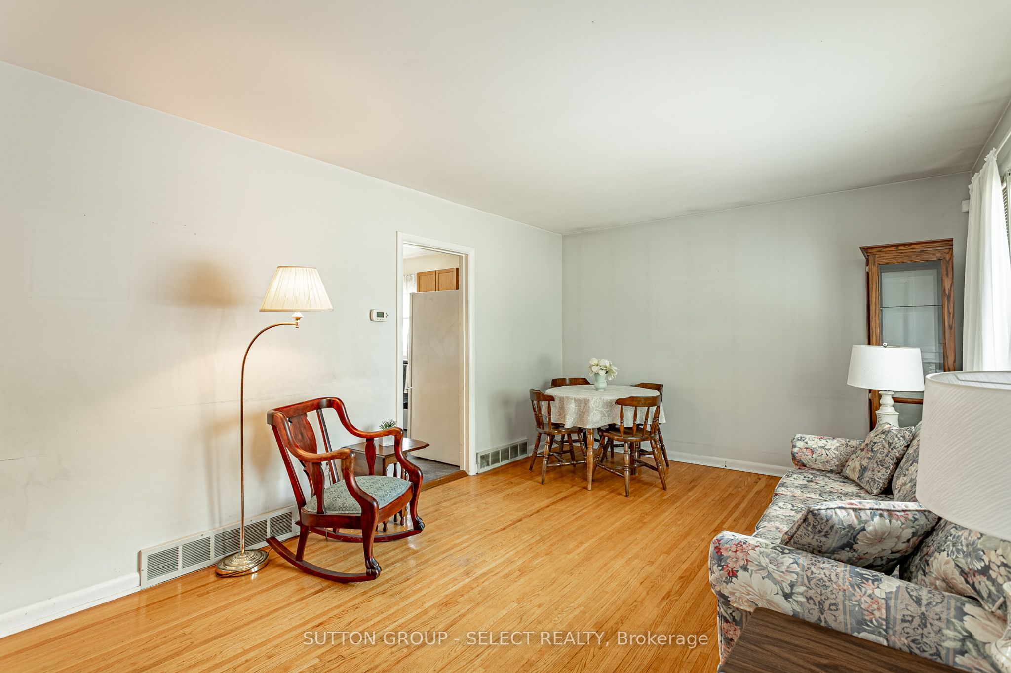 256 Tweedsmuir Avenue, London East, ON N5W 1L3 photo 4