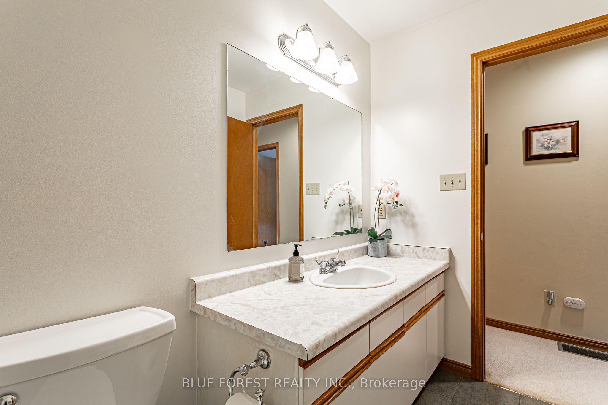 385 Wellington Street, Ingersoll, ON N5C 3L6