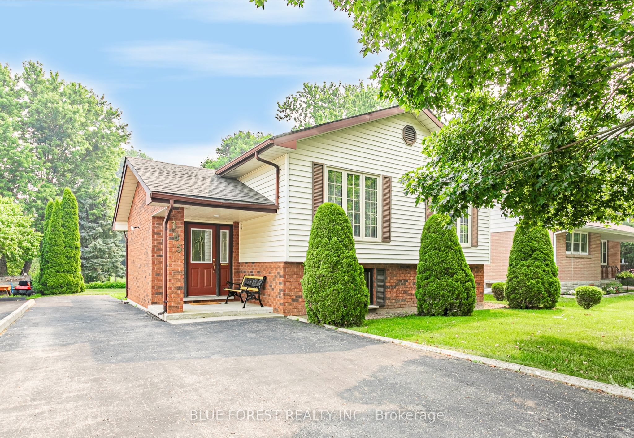 385 Wellington Street, Ingersoll, ON N5C 3L6 photo 2