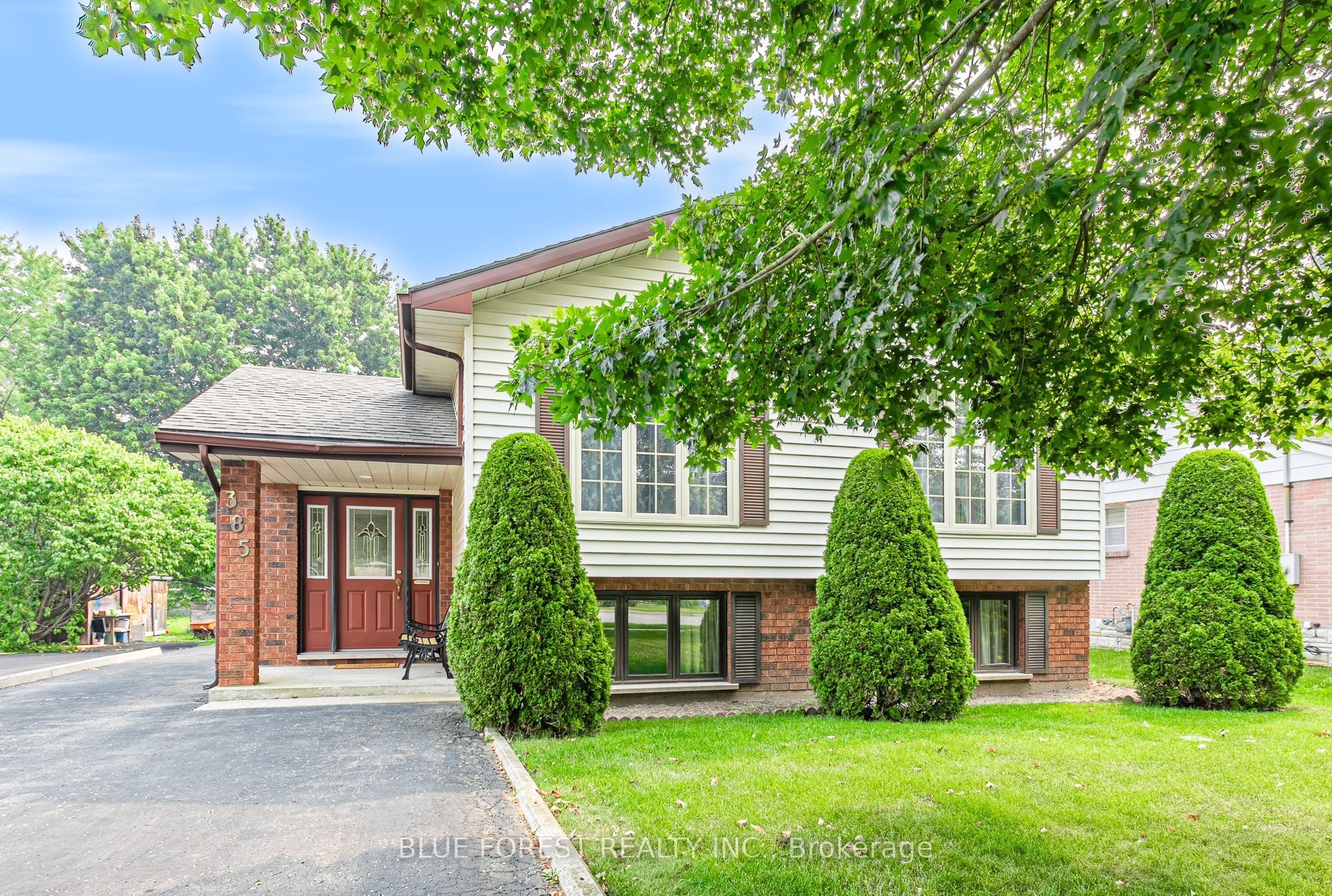 385 Wellington Street, Ingersoll, ON N5C 3L6 photo 3