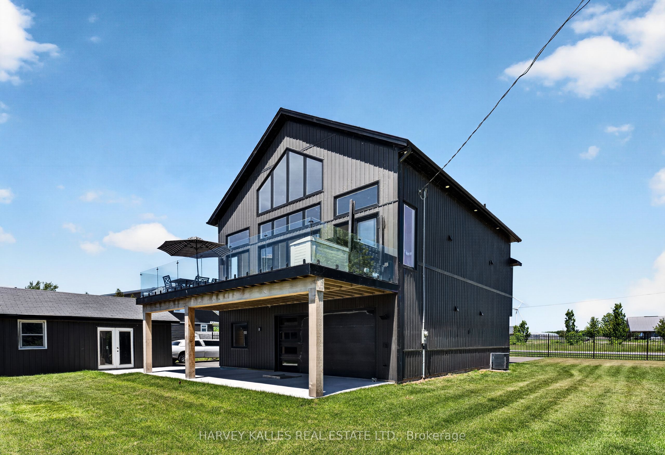 3184 Lakeshore Road, Haldimand, ON N1A 2W8 photo 4