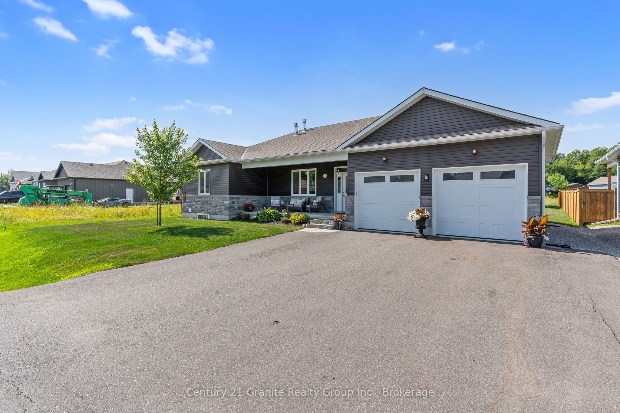 39 Windover Drive, Minden Hills, ON K0M 2K0 photo 2