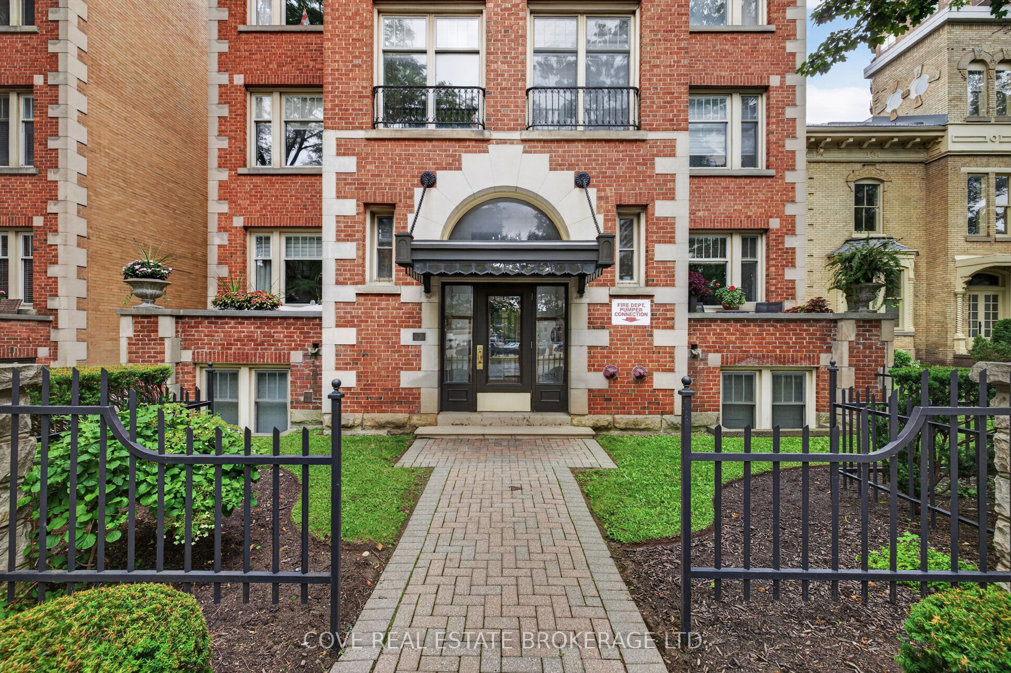 280 Queens Avenue 104, London East, ON N6B 1X3 photo 3