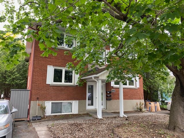 657 Golden Avenue, Carlingwood - Westboro and Area, ON K2A 2G3 photo 2