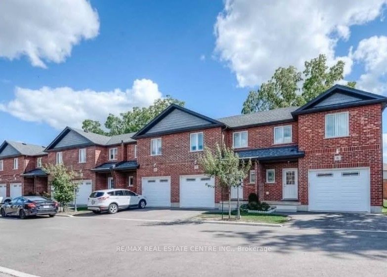 292 Falcon Drive 8, Woodstock, ON N4T 0C1