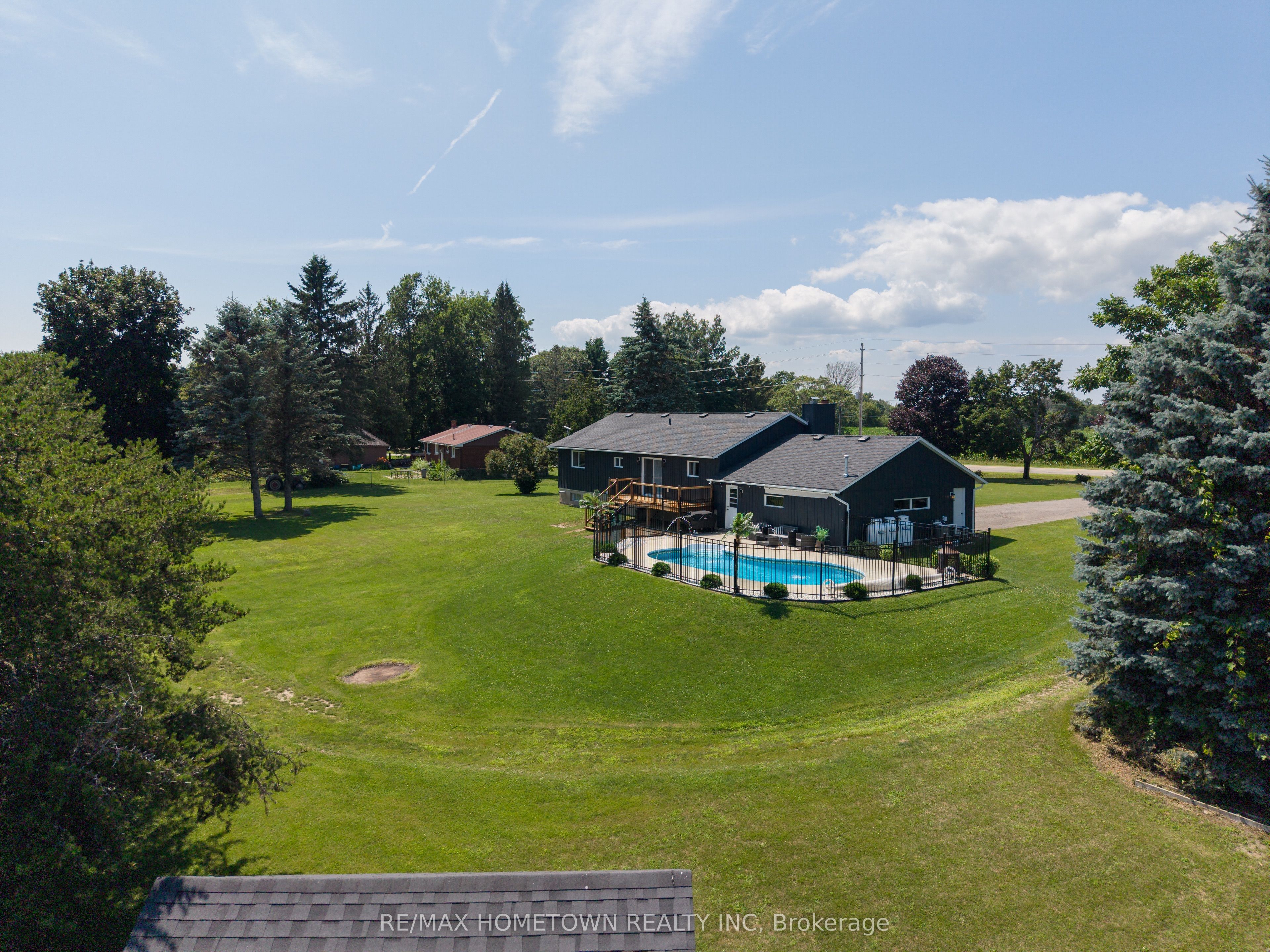 1585 County Road 2 Road, Front of Yonge, ON K0E 1R0 photo 4