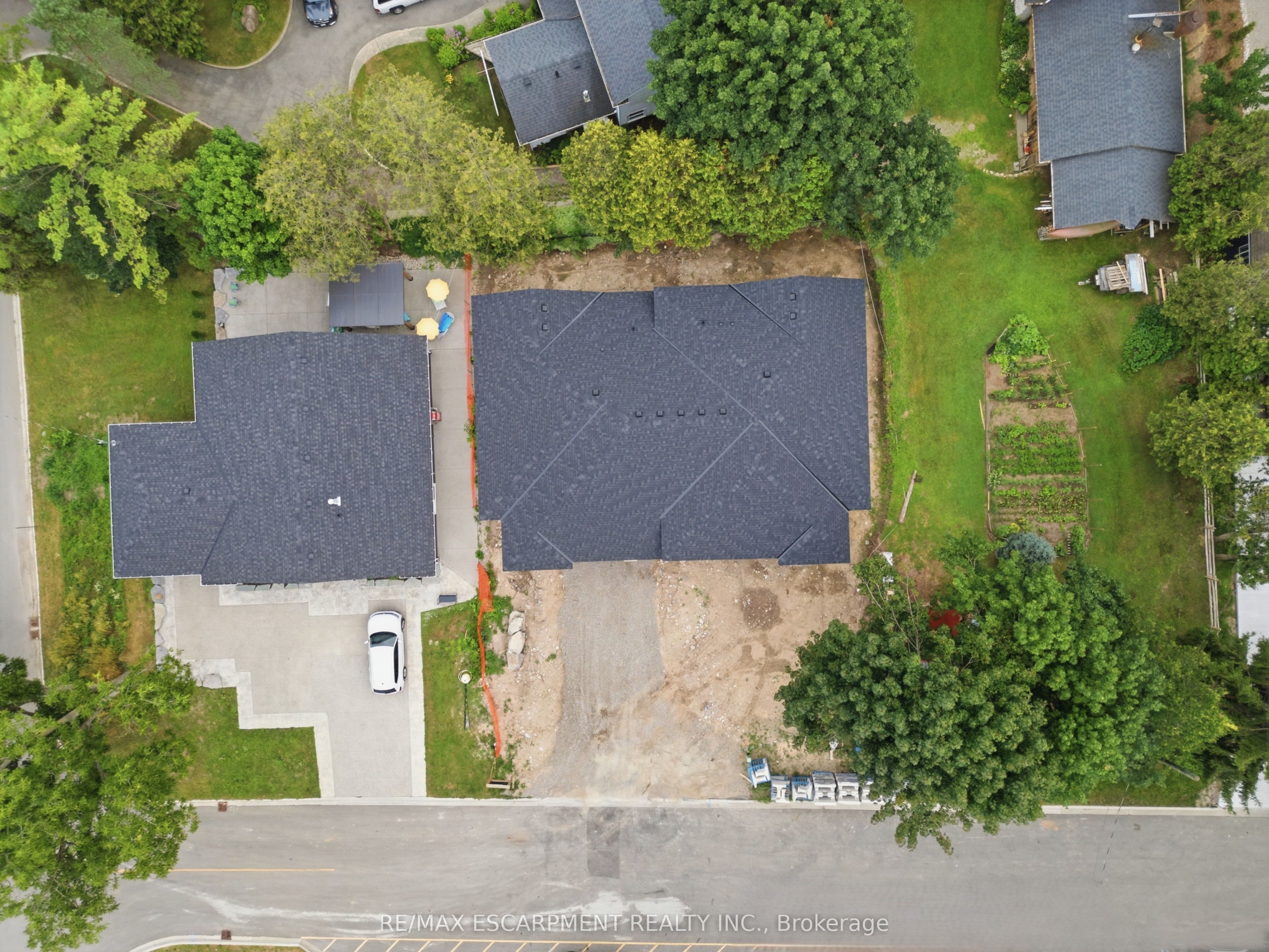 63 LAUREL Street, Brant, ON N3L 2H2 photo 4