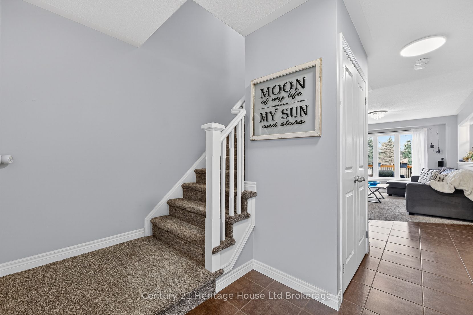 1180 CAEN Avenue, Woodstock, ON N4T 0G3 photo 3