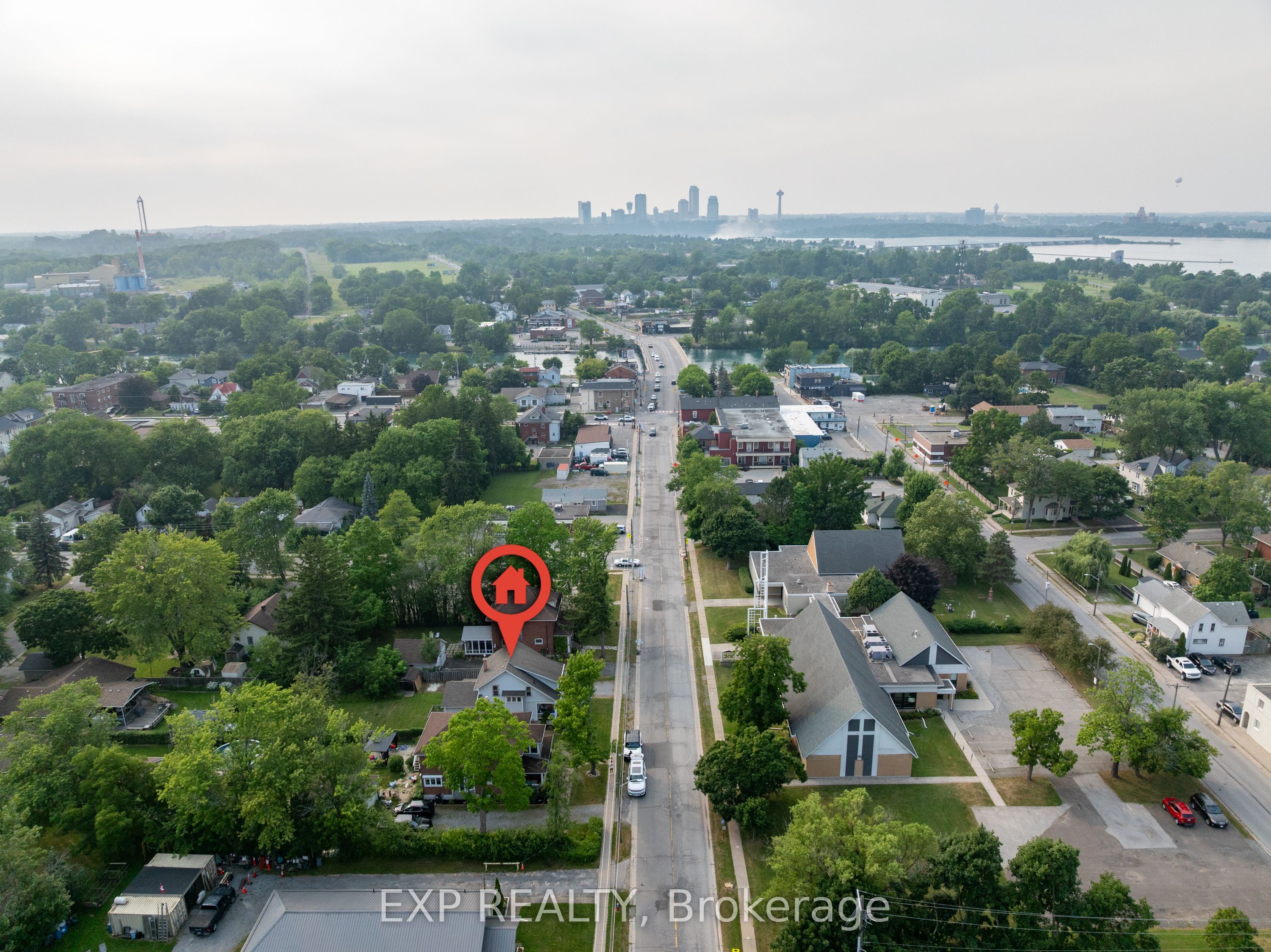 8289 Willoughby Drive, Niagara Falls, ON L2G 6X4 photo 4