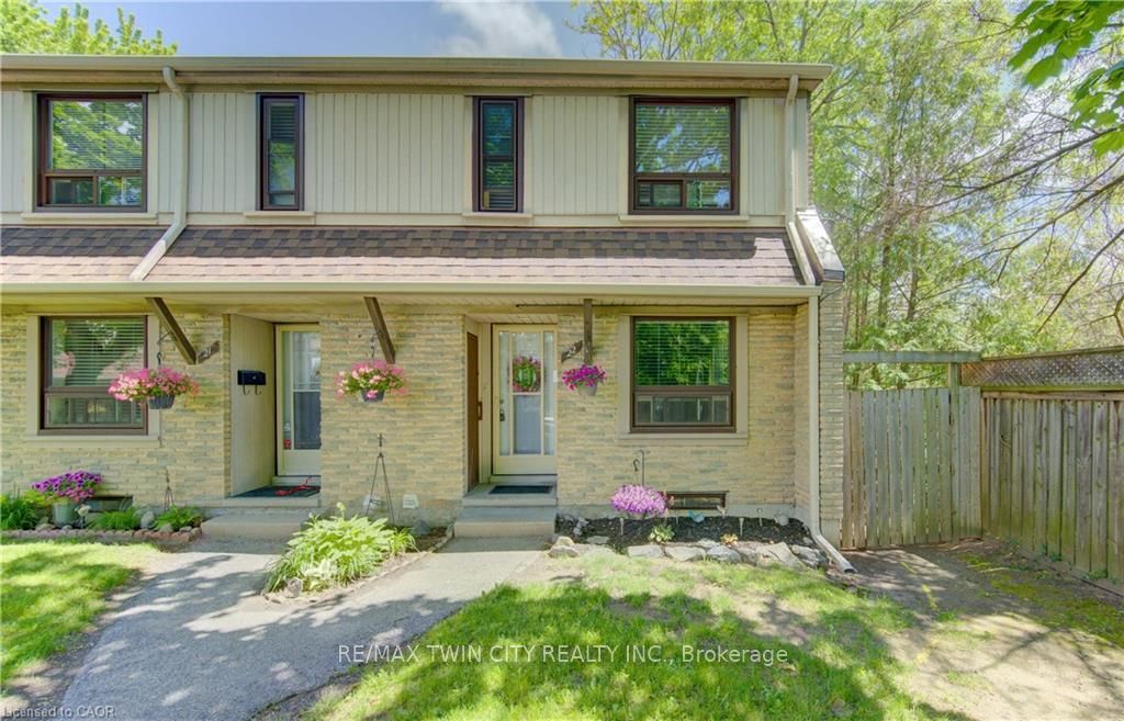 280 THALER Avenue 22, Kitchener, ON N2A 1R6 photo 2