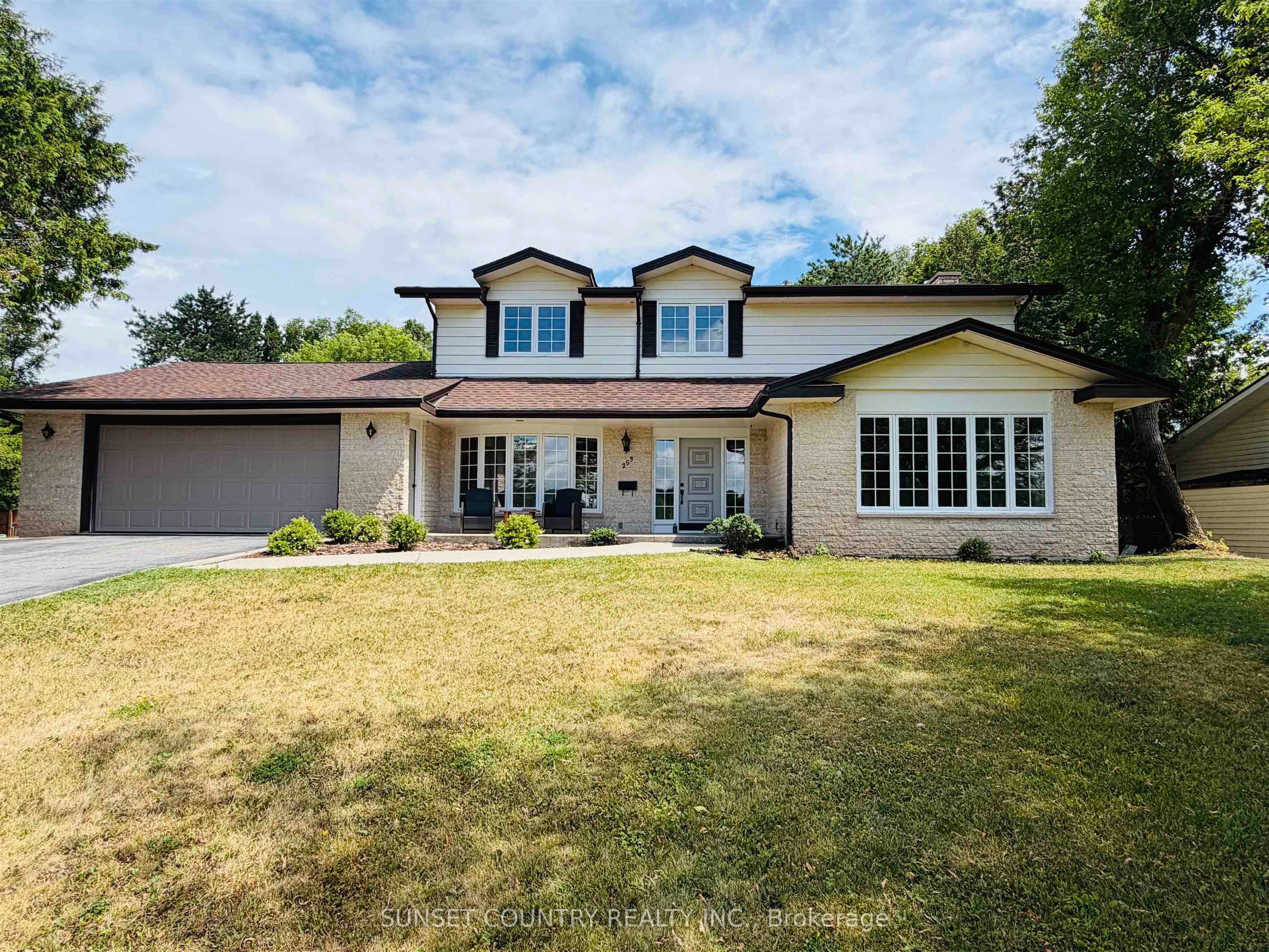 253 Riverview Drive, Dryden, ON P8N 1W7 photo 2