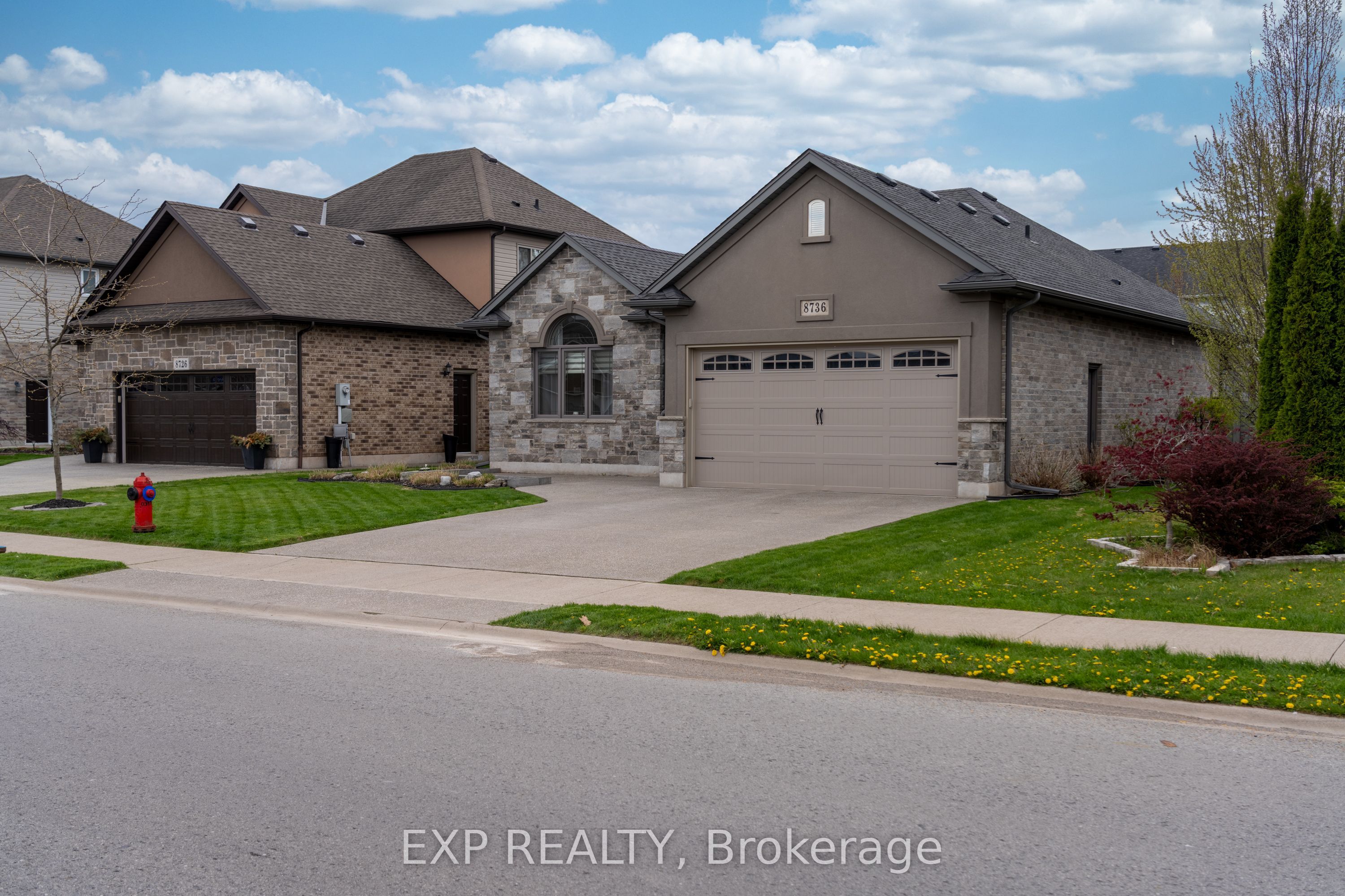 8736 Angie Drive, Niagara Falls, ON L2H 0H9 photo 2