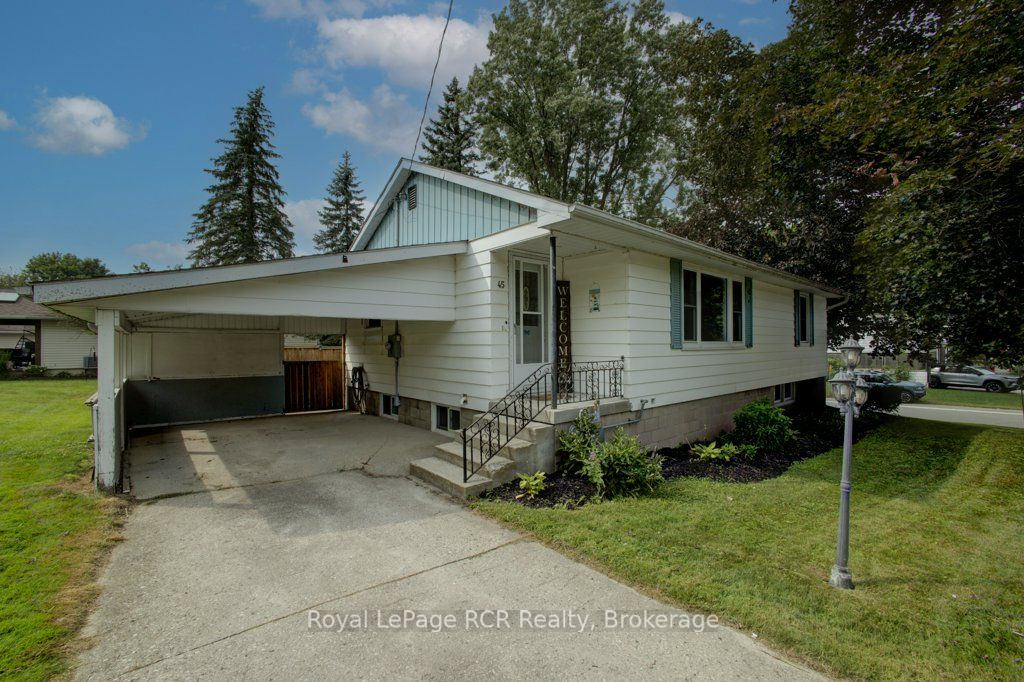 45 William Street E, Minto, ON N0G 1Z0 photo 2