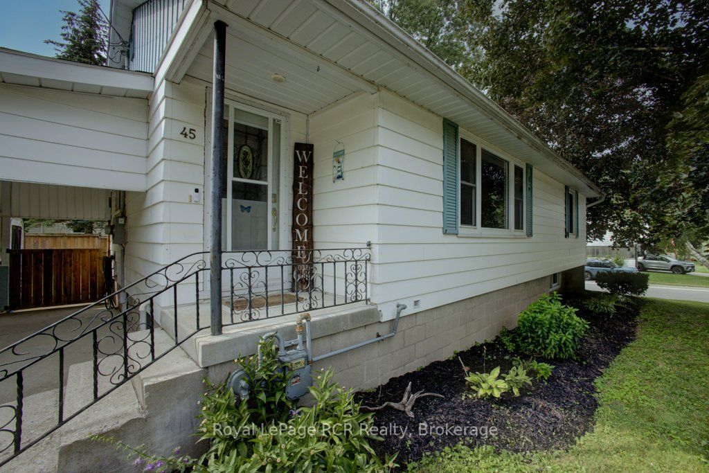 45 William Street E, Minto, ON N0G 1Z0 photo 3