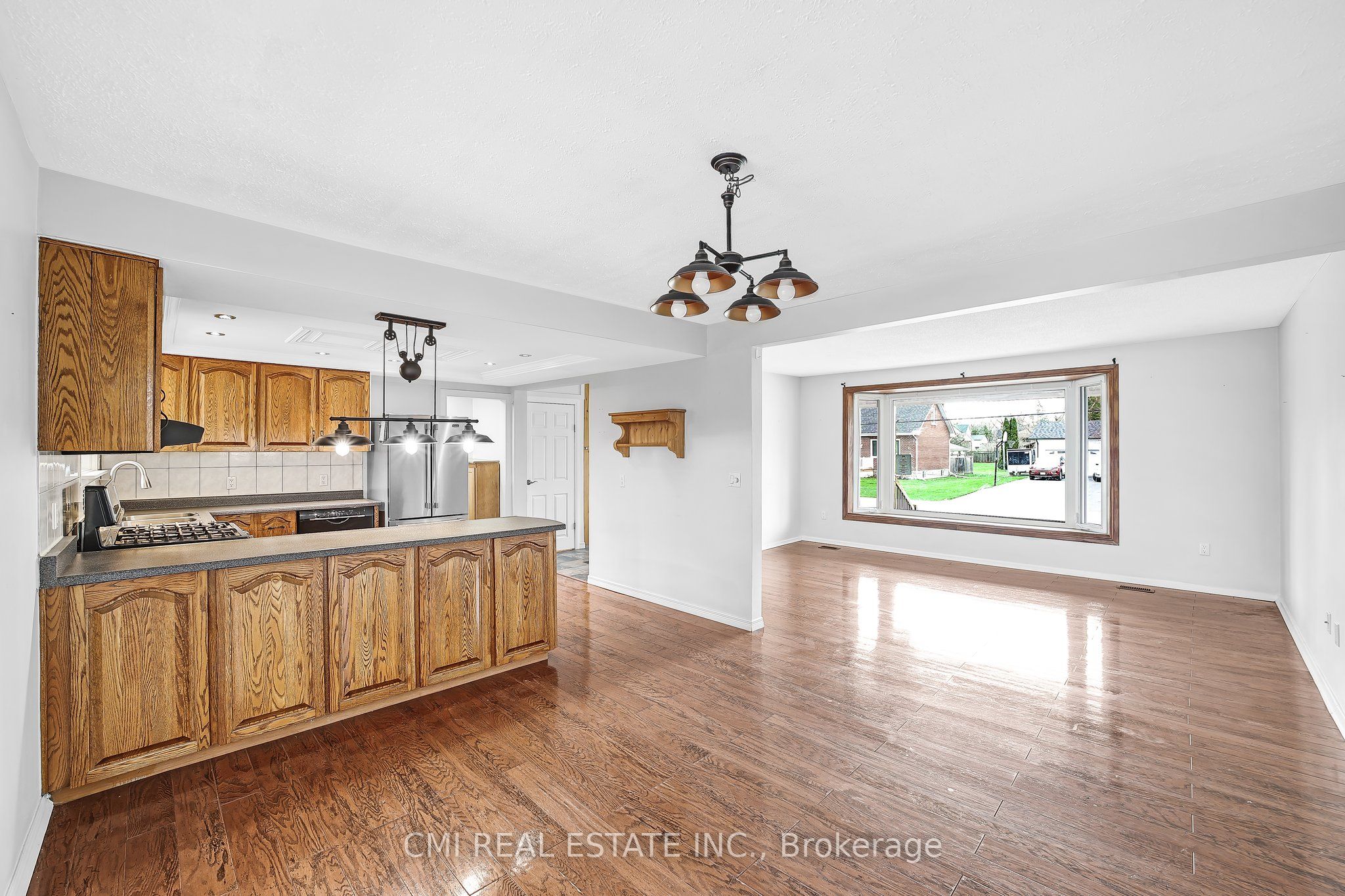 96 Elgin Street, Kawartha Lakes, ON K9V 3W7 photo 3