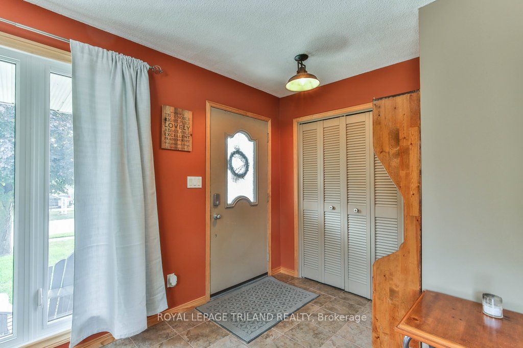 425 QUEEN Street, Lucan Biddulph, ON N0M 1V0 photo 5