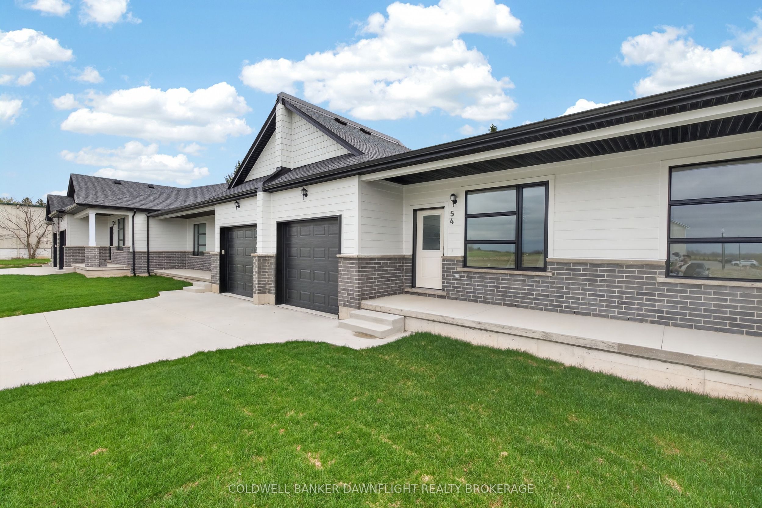 54 Moonlight Court, Central Huron, ON N0M 1L0 photo 2