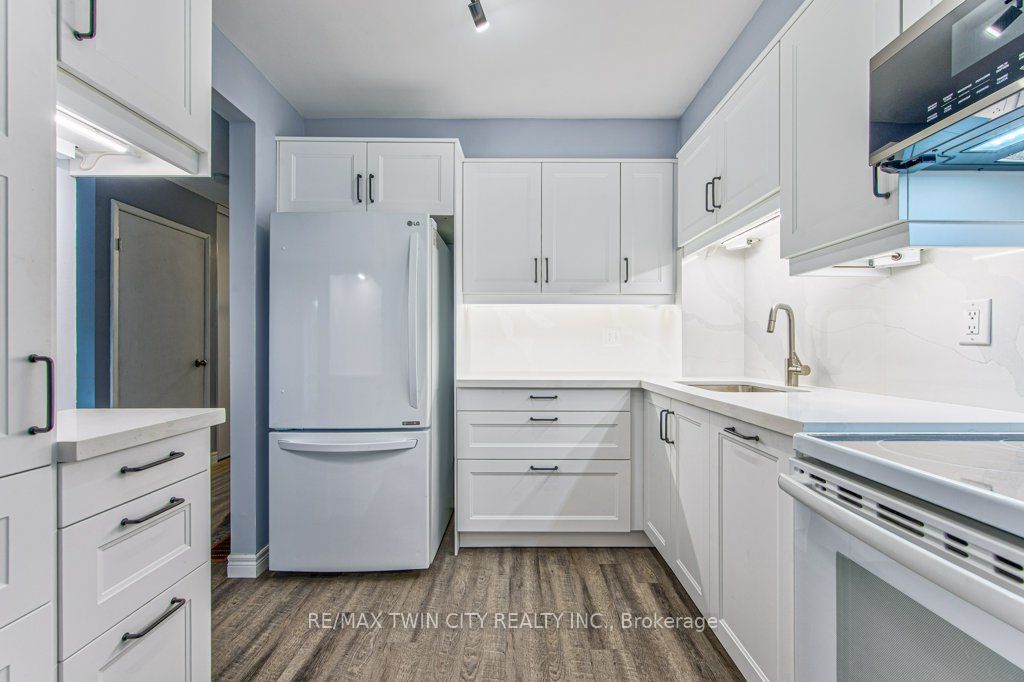 51 Paulander Drive 116, Kitchener, ON N2M 5E5 photo 3